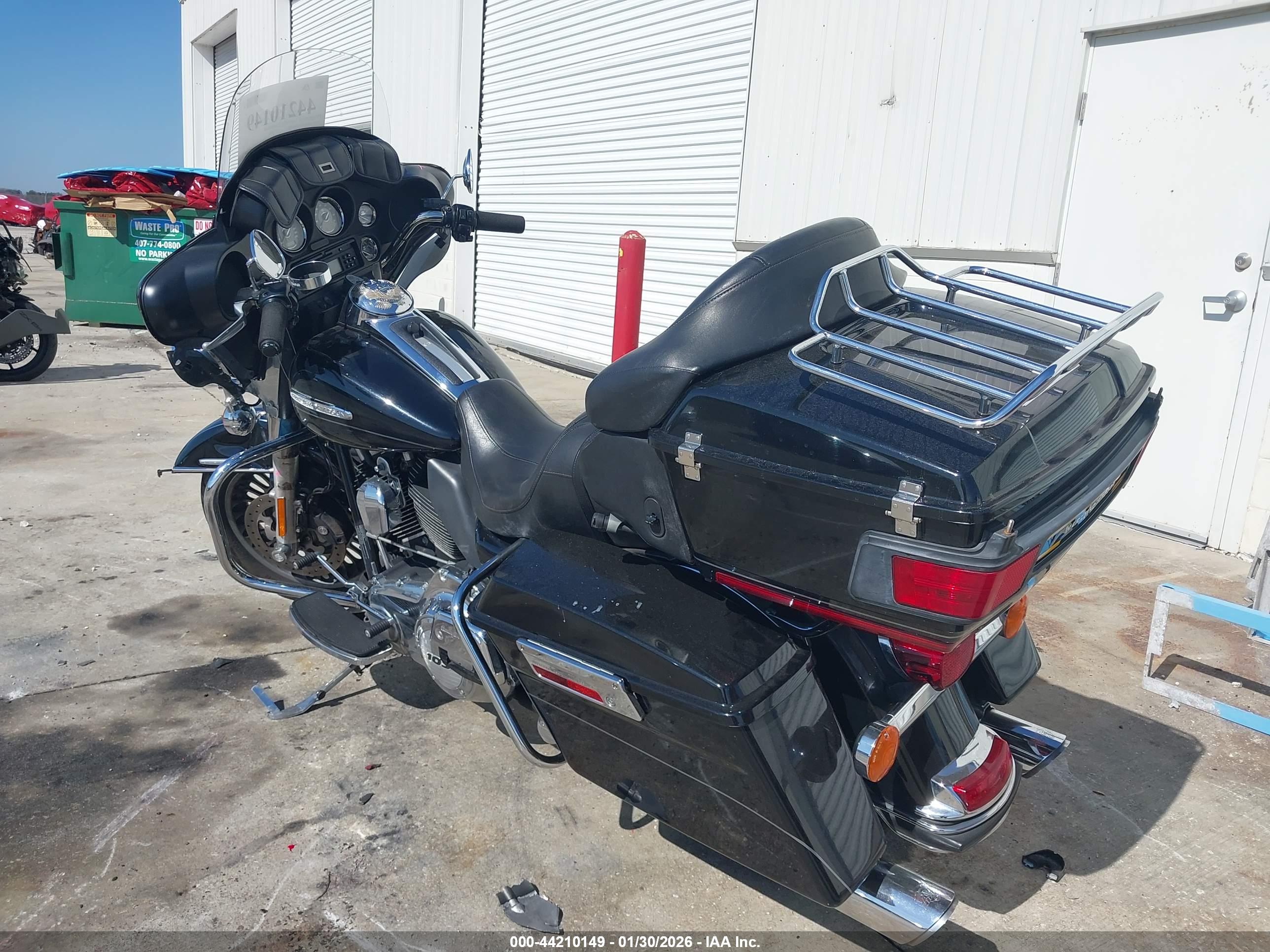 HARLEY-DAVIDSON FLHTK image 3