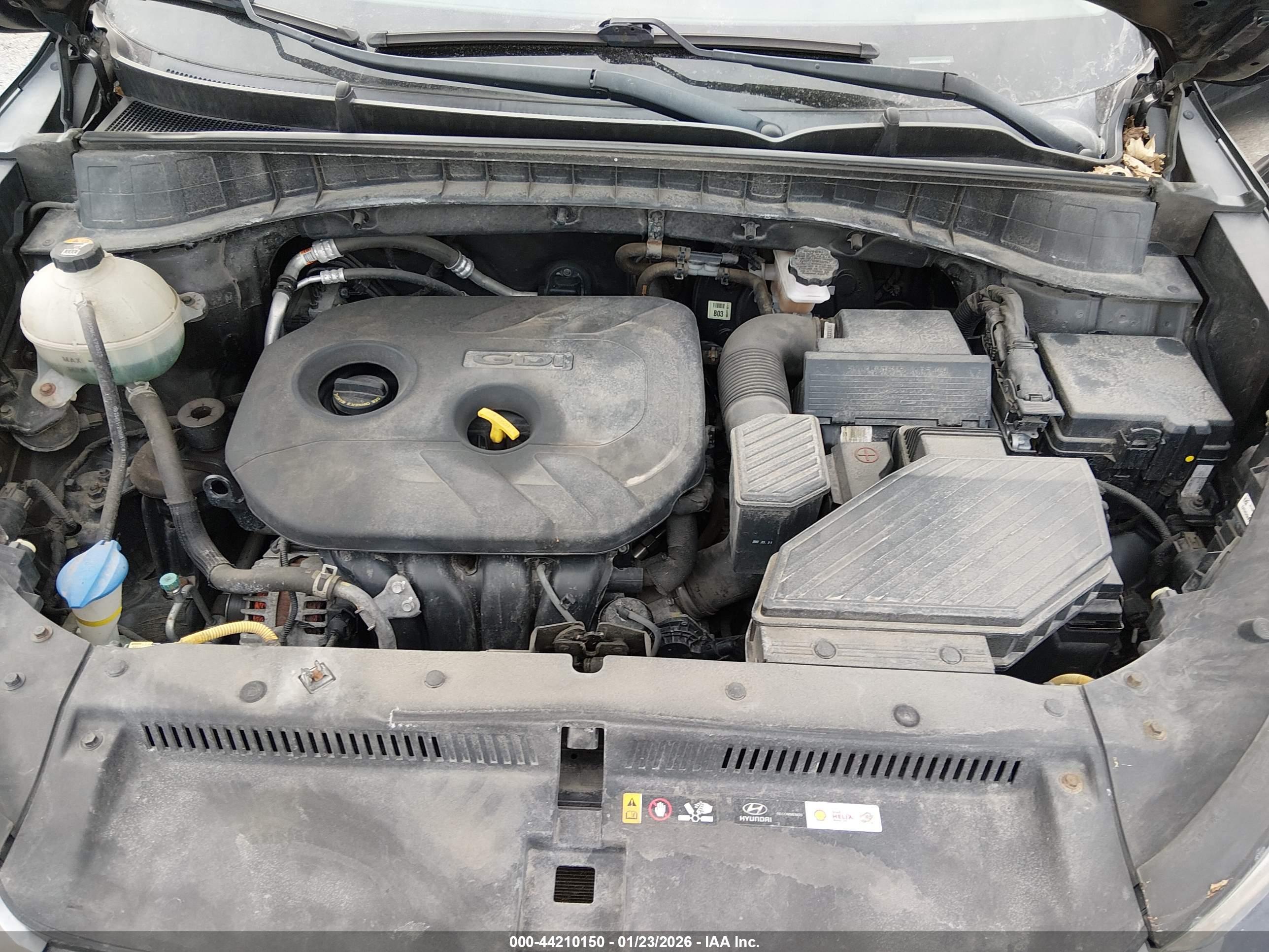 HYUNDAI TUCSON image 10