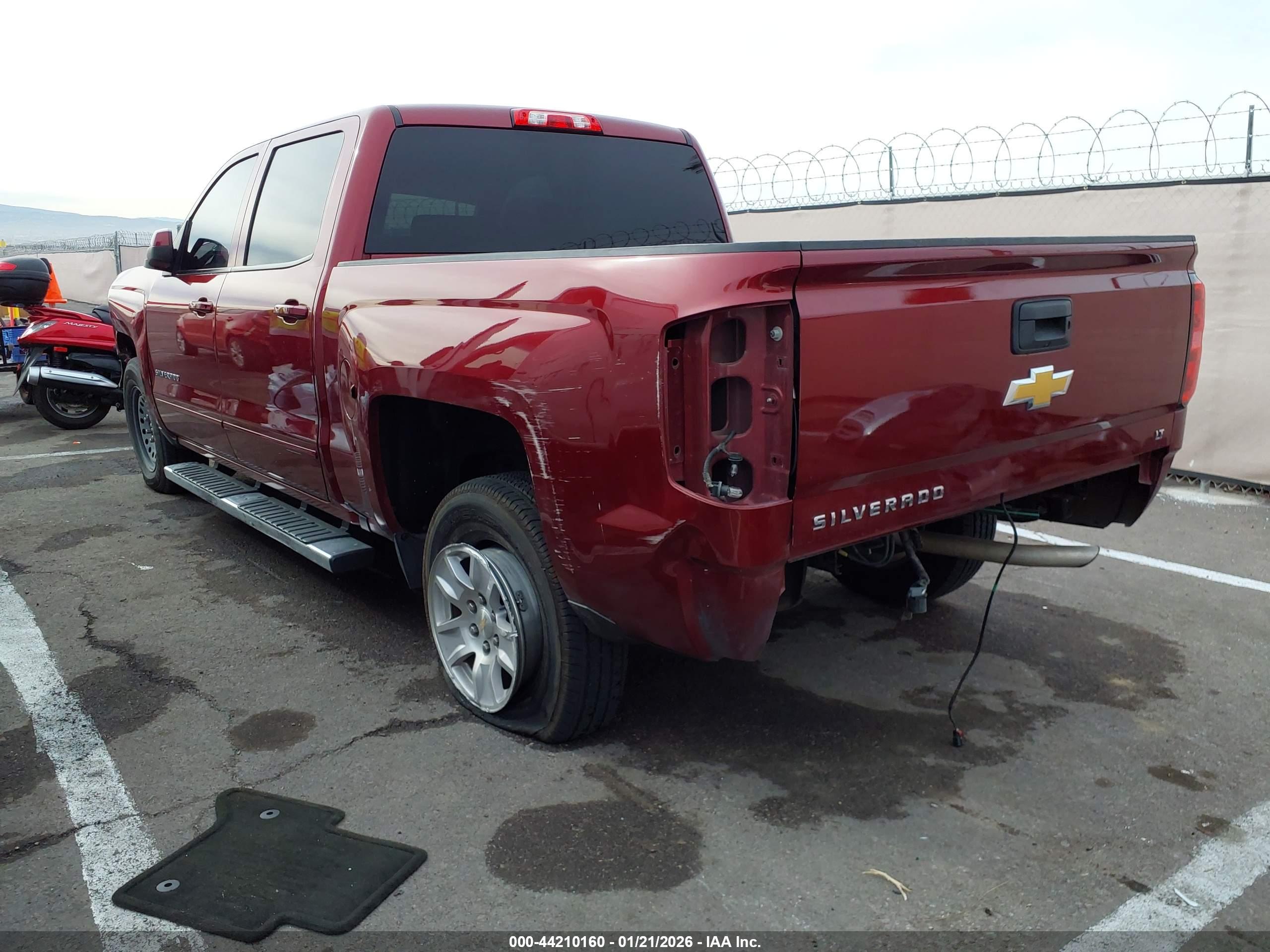 CHEVROLET SILVERADO image 3
