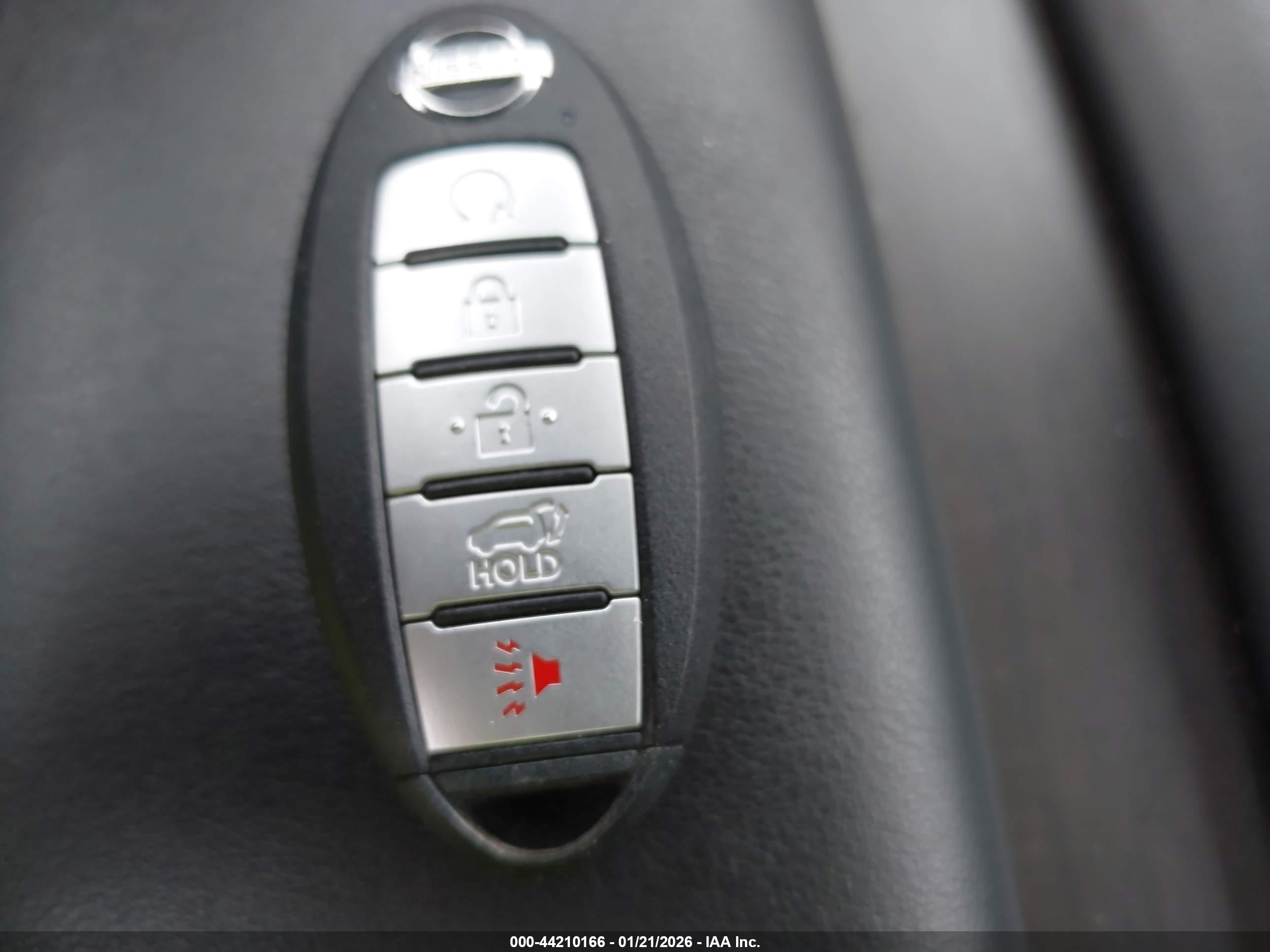 NISSAN MURANO image 11