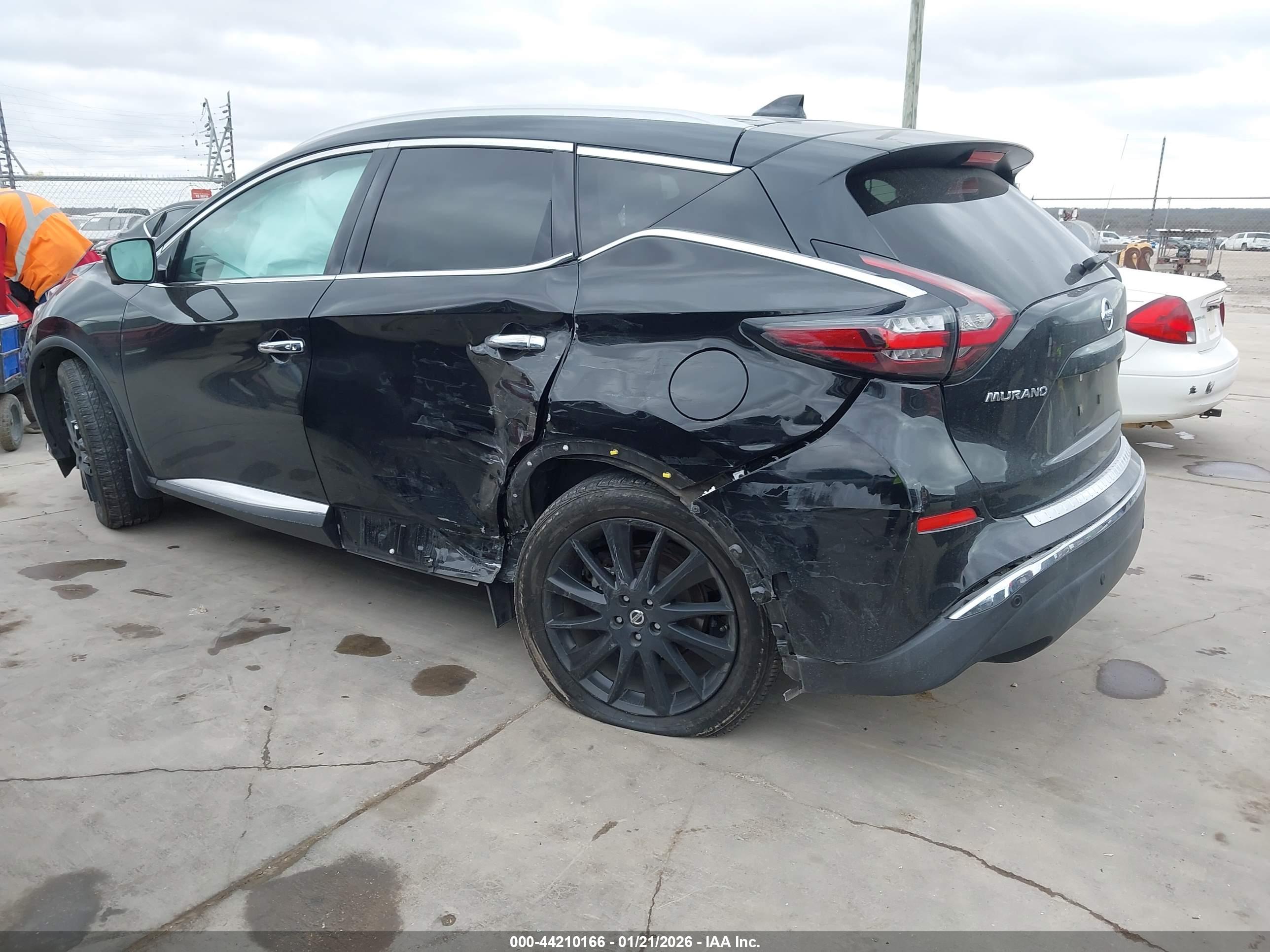 NISSAN MURANO image 3