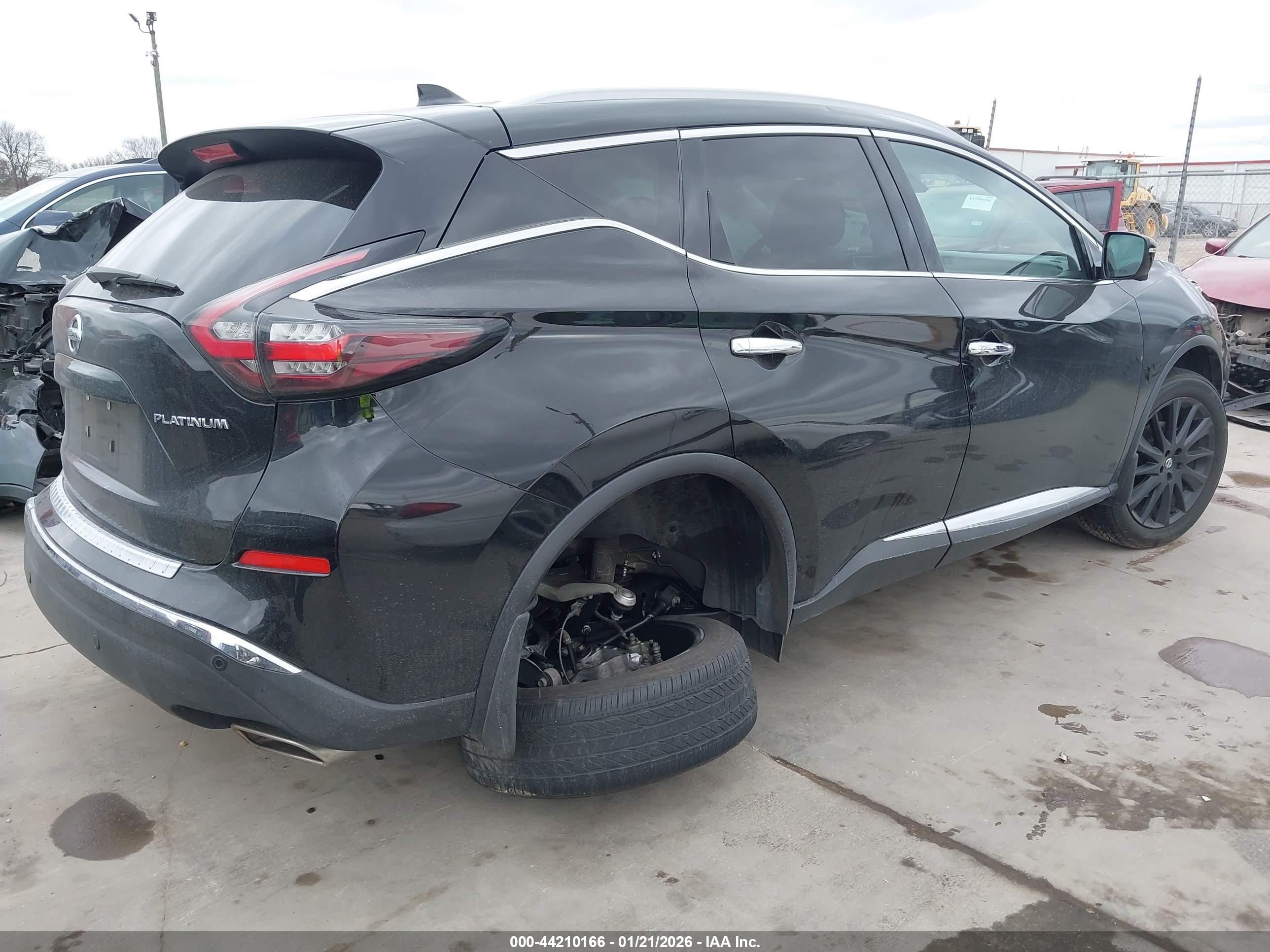 NISSAN MURANO image 4
