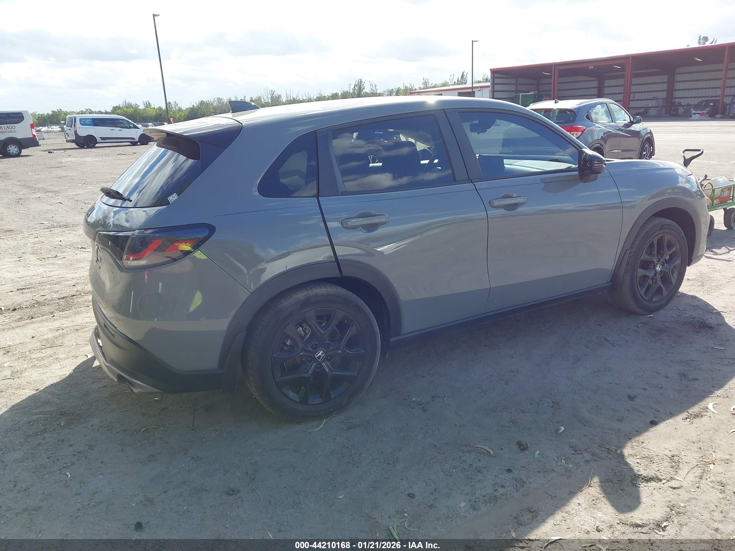 HONDA HR-V image 4