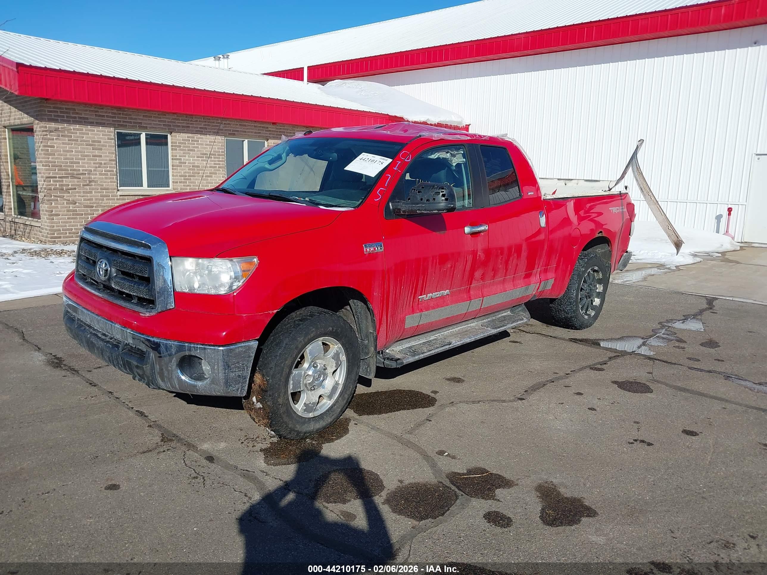 TOYOTA TUNDRA image 2