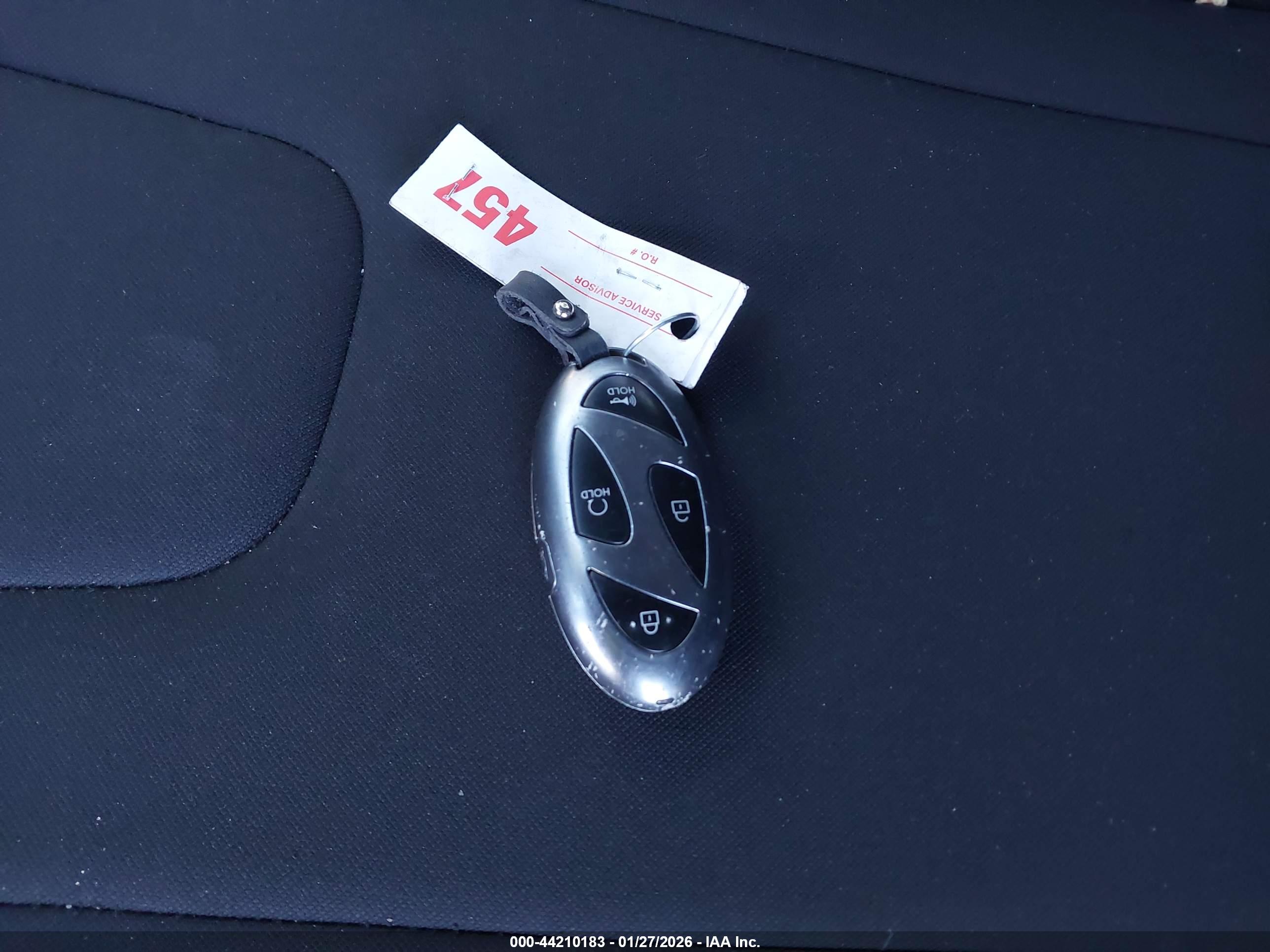 HYUNDAI ELANTRA image 11