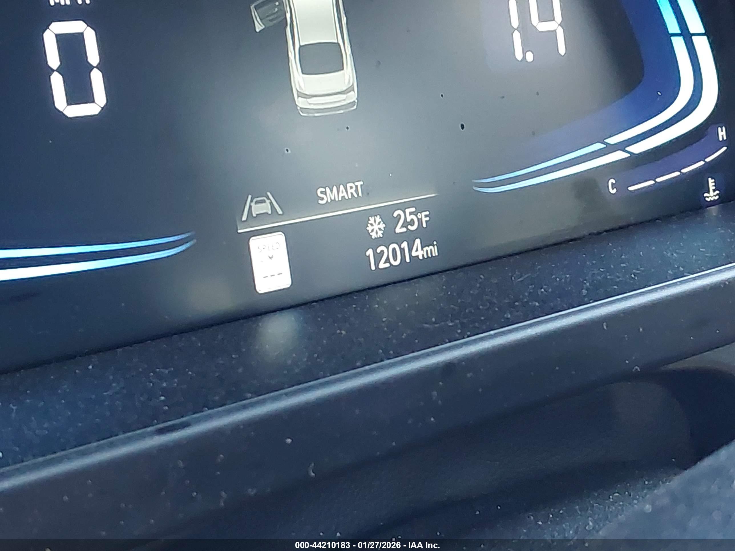 HYUNDAI ELANTRA image 7