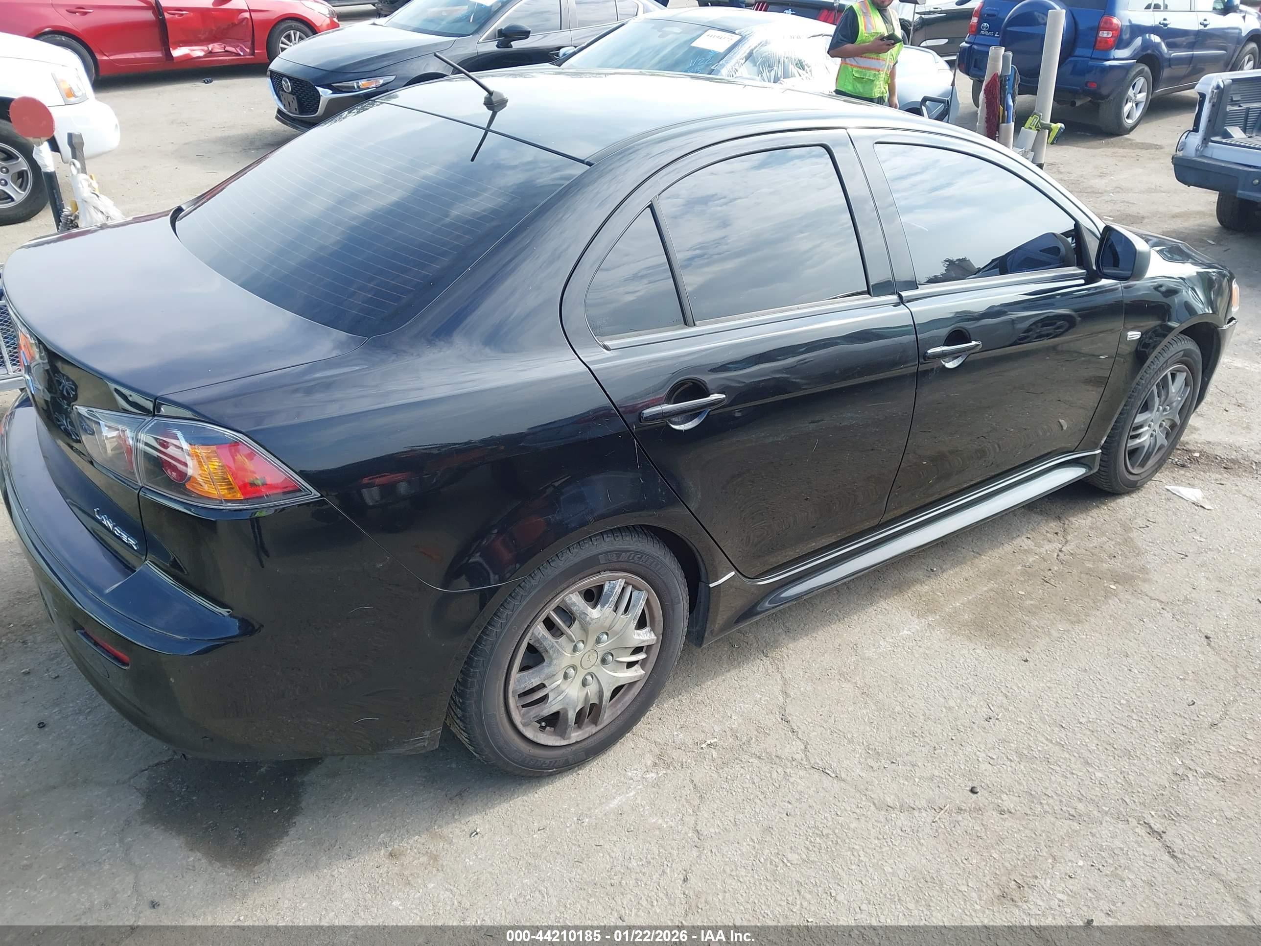 MITSUBISHI LANCER image 4