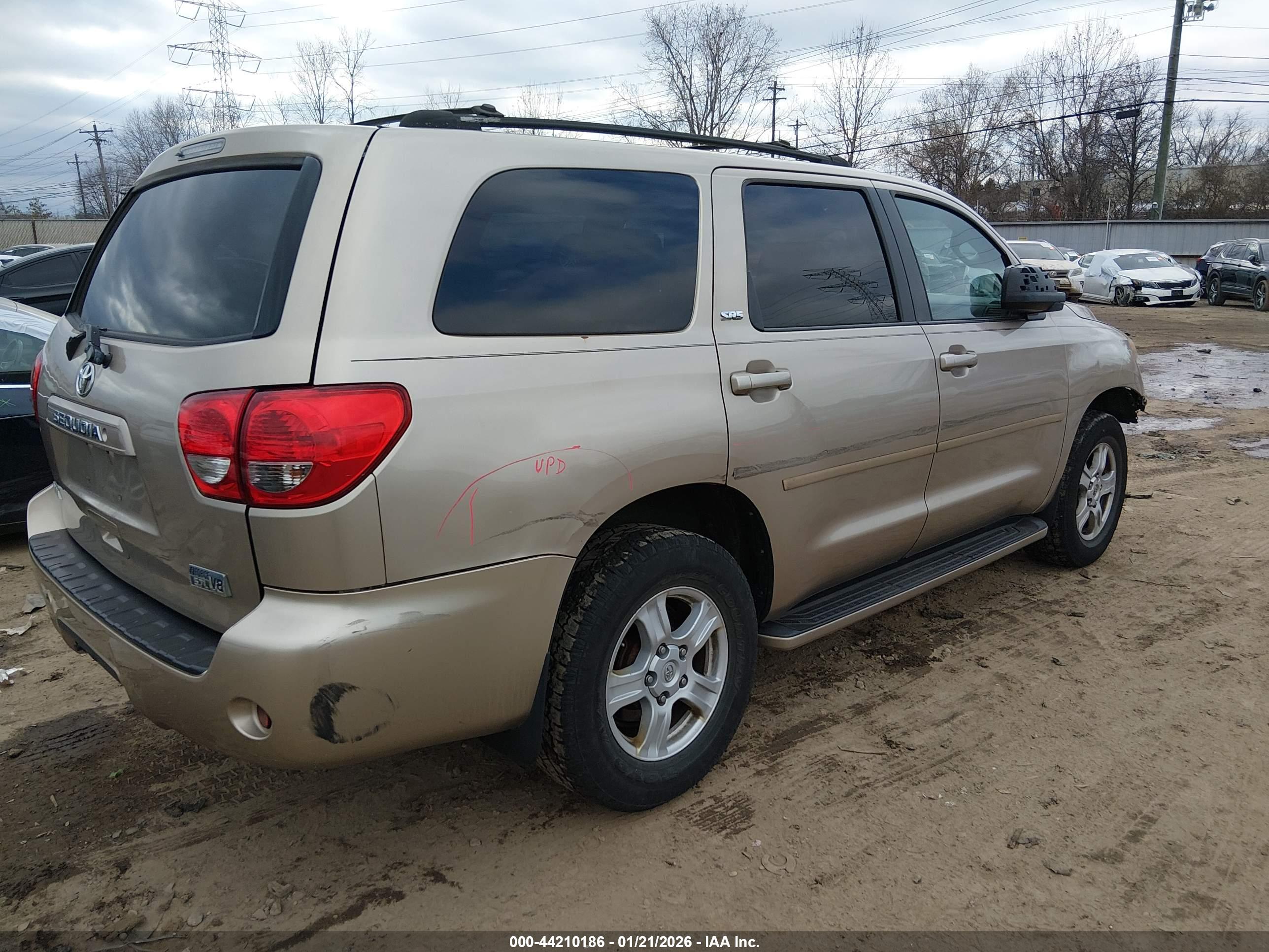 TOYOTA SEQUOIA image 4