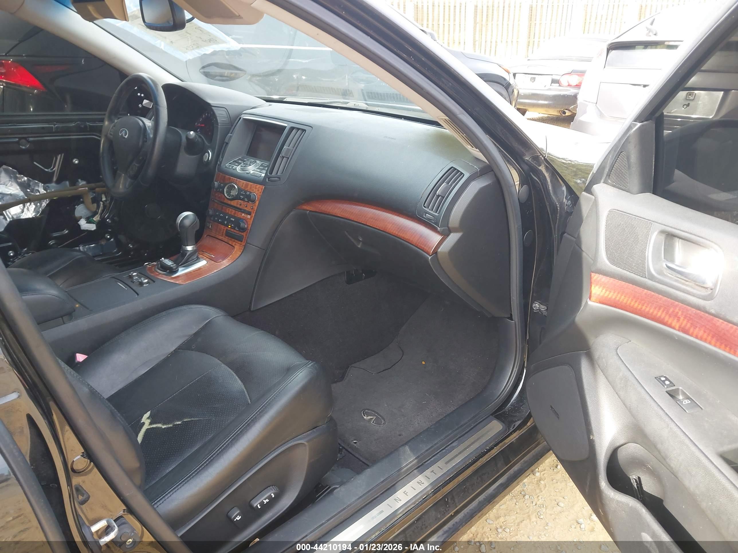 INFINITI G37X image 5