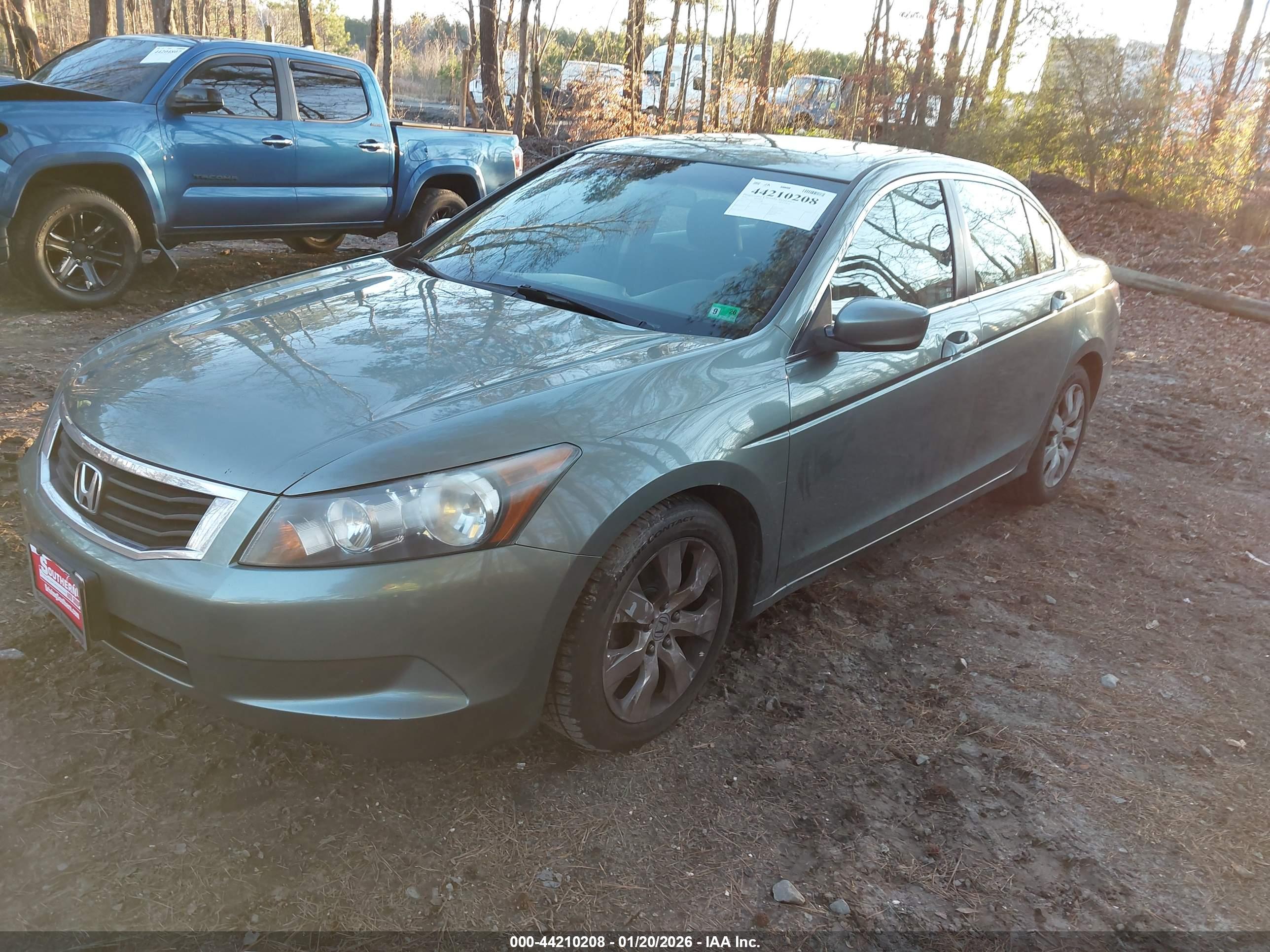 HONDA ACCORD image 2
