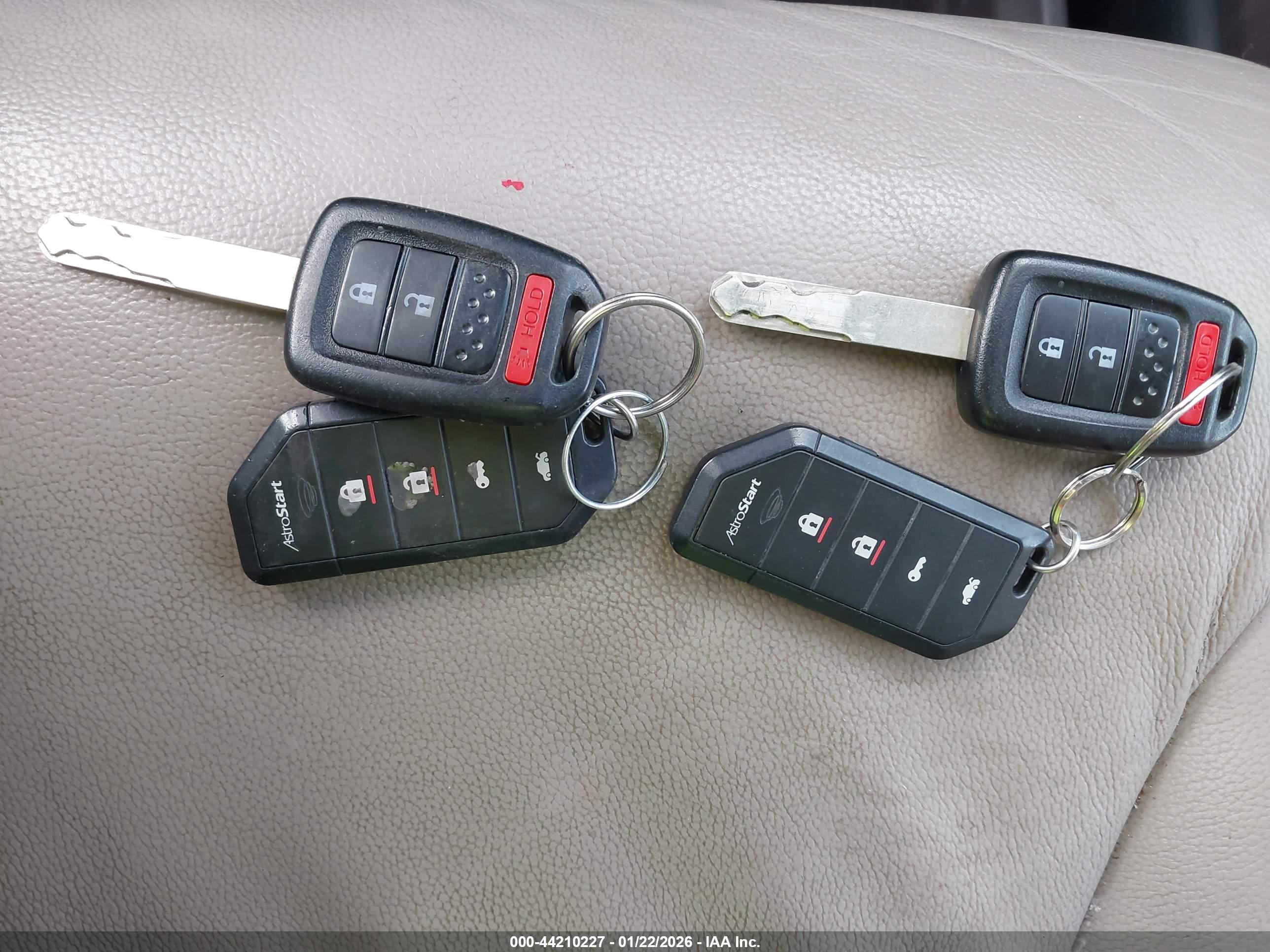 HONDA CR-V image 11