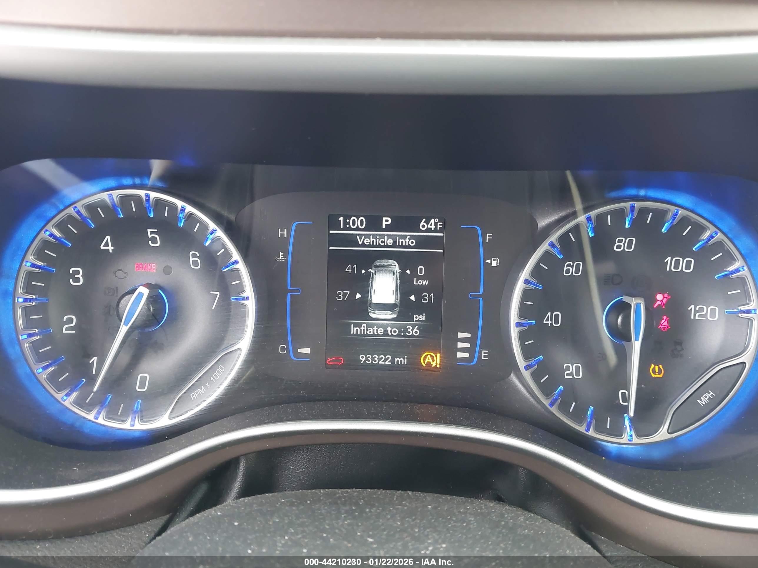 CHRYSLER VOYAGER image 7