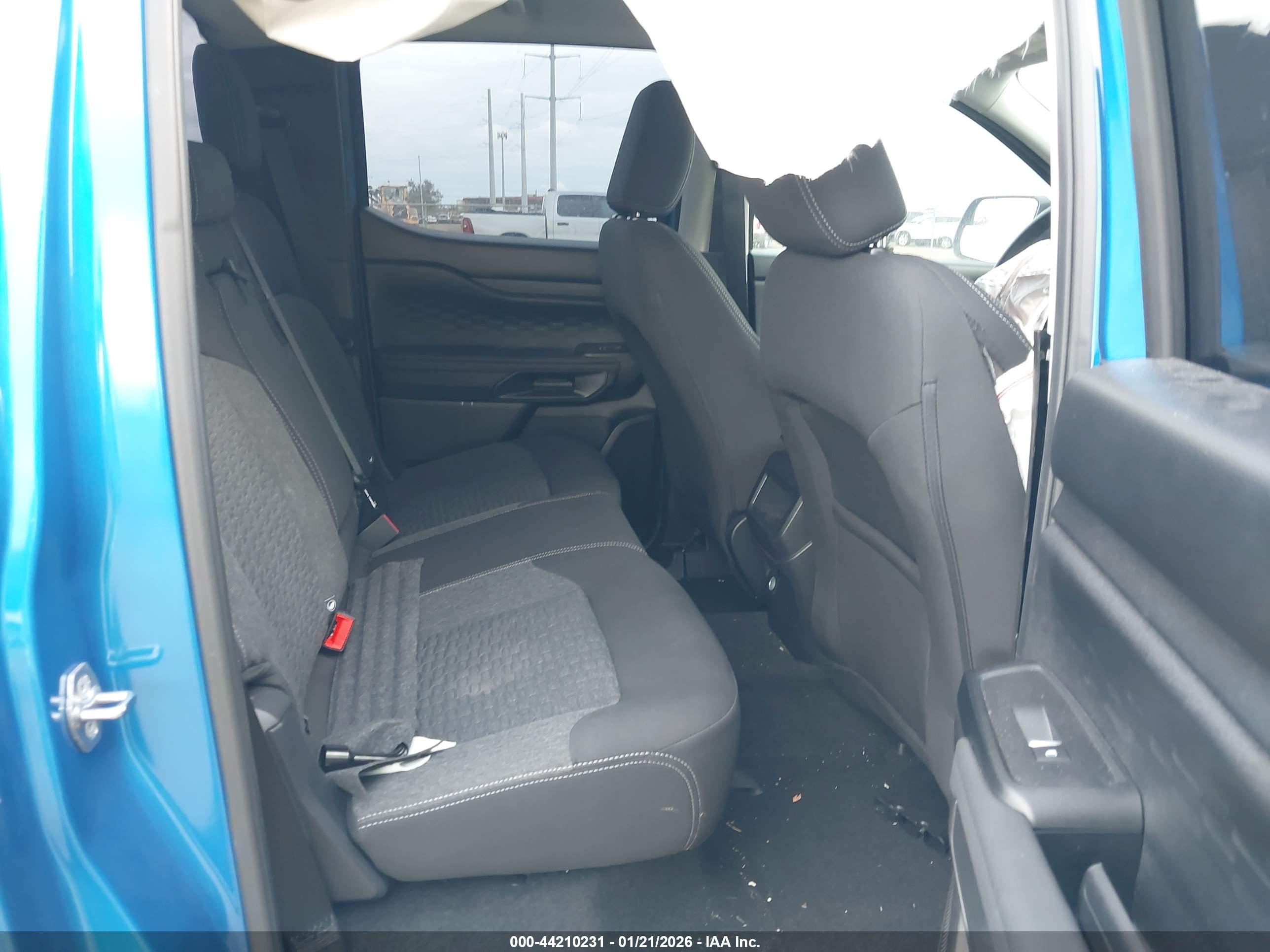 FORD RANGER image 8