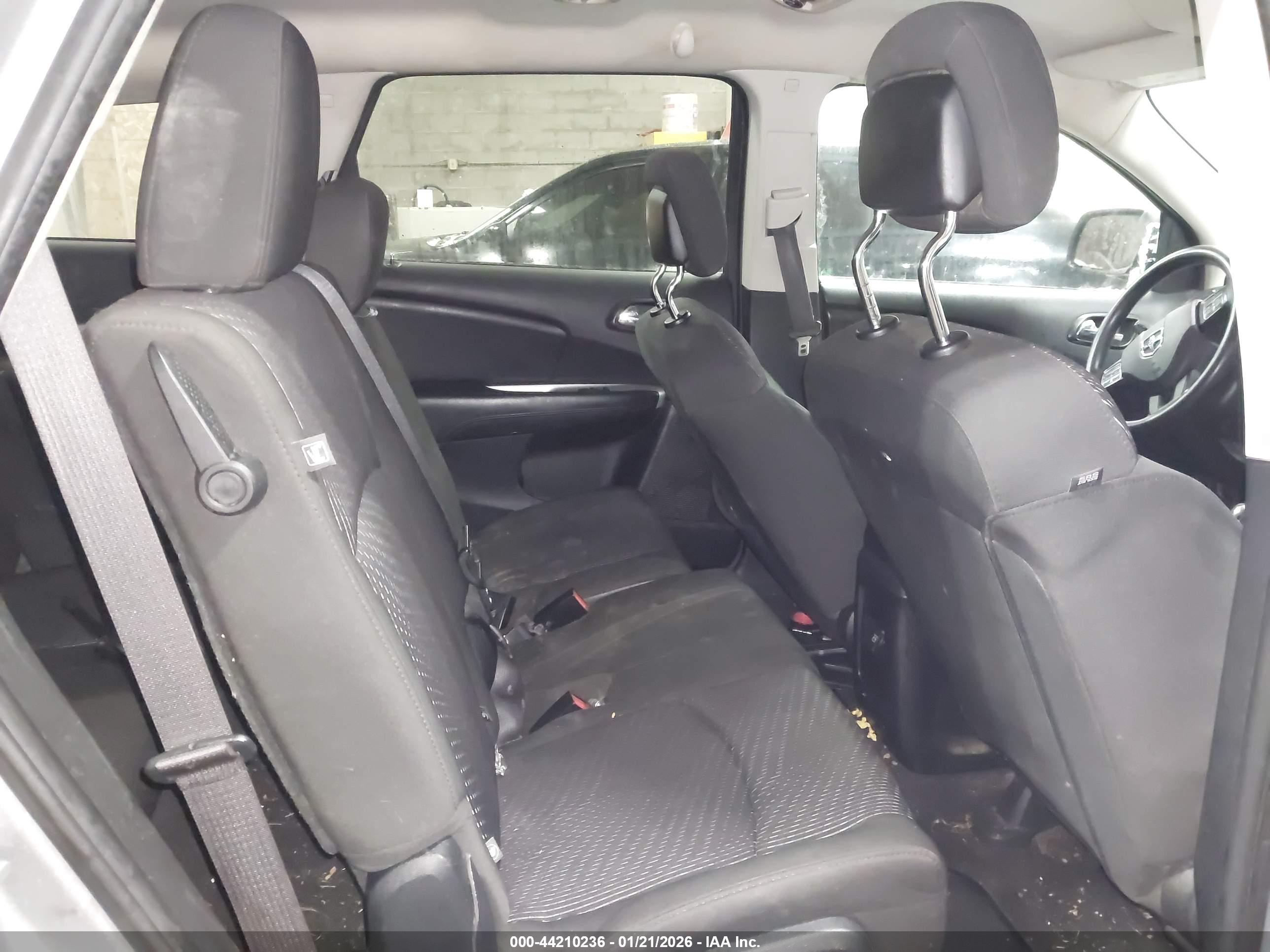DODGE JOURNEY image 8