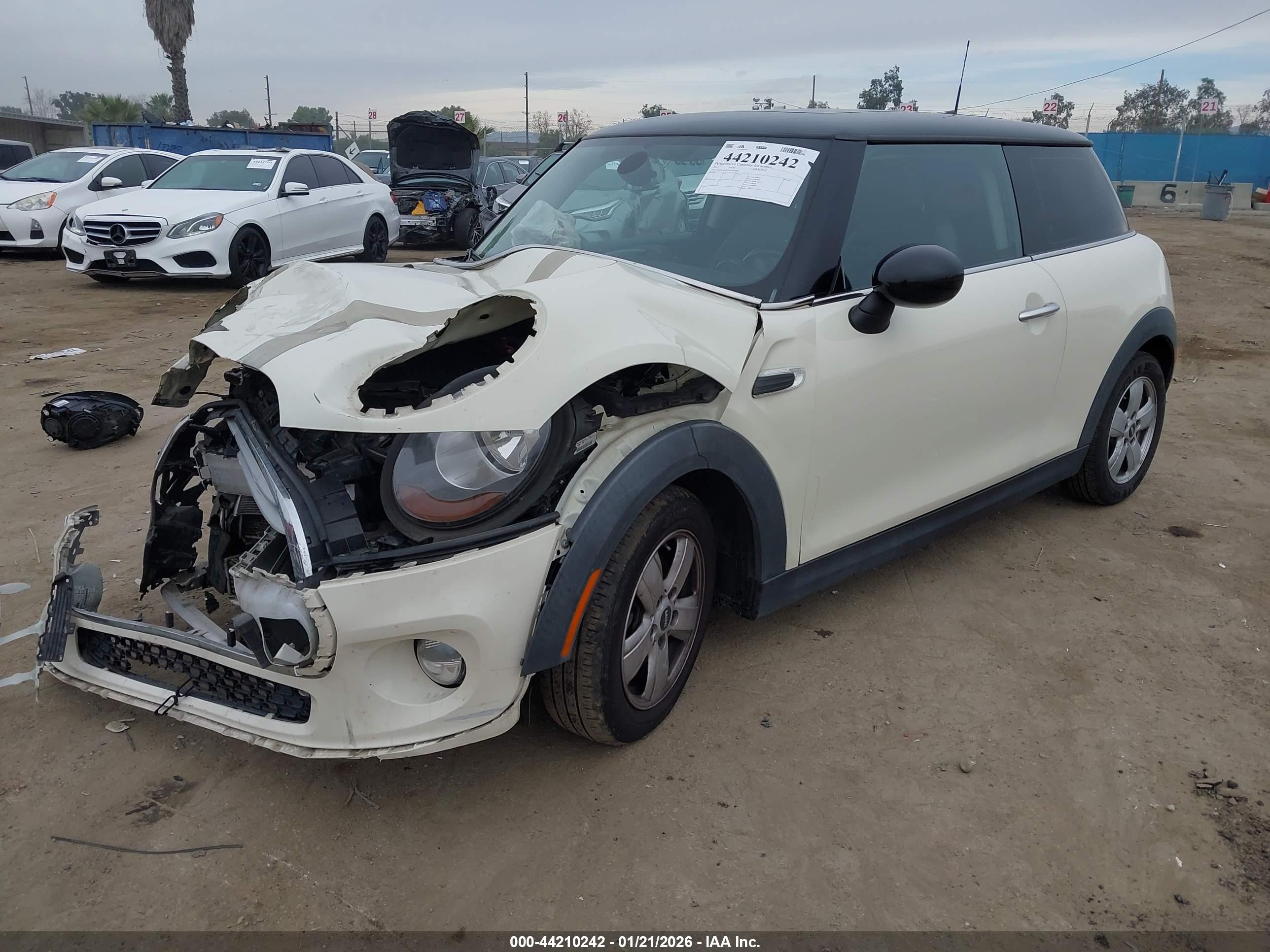 MINI HARDTOP image 2