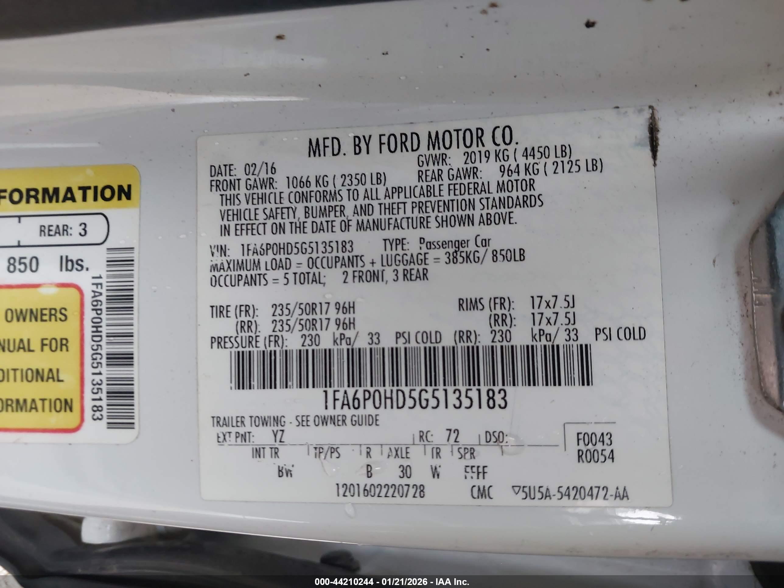 FORD FUSION image 9