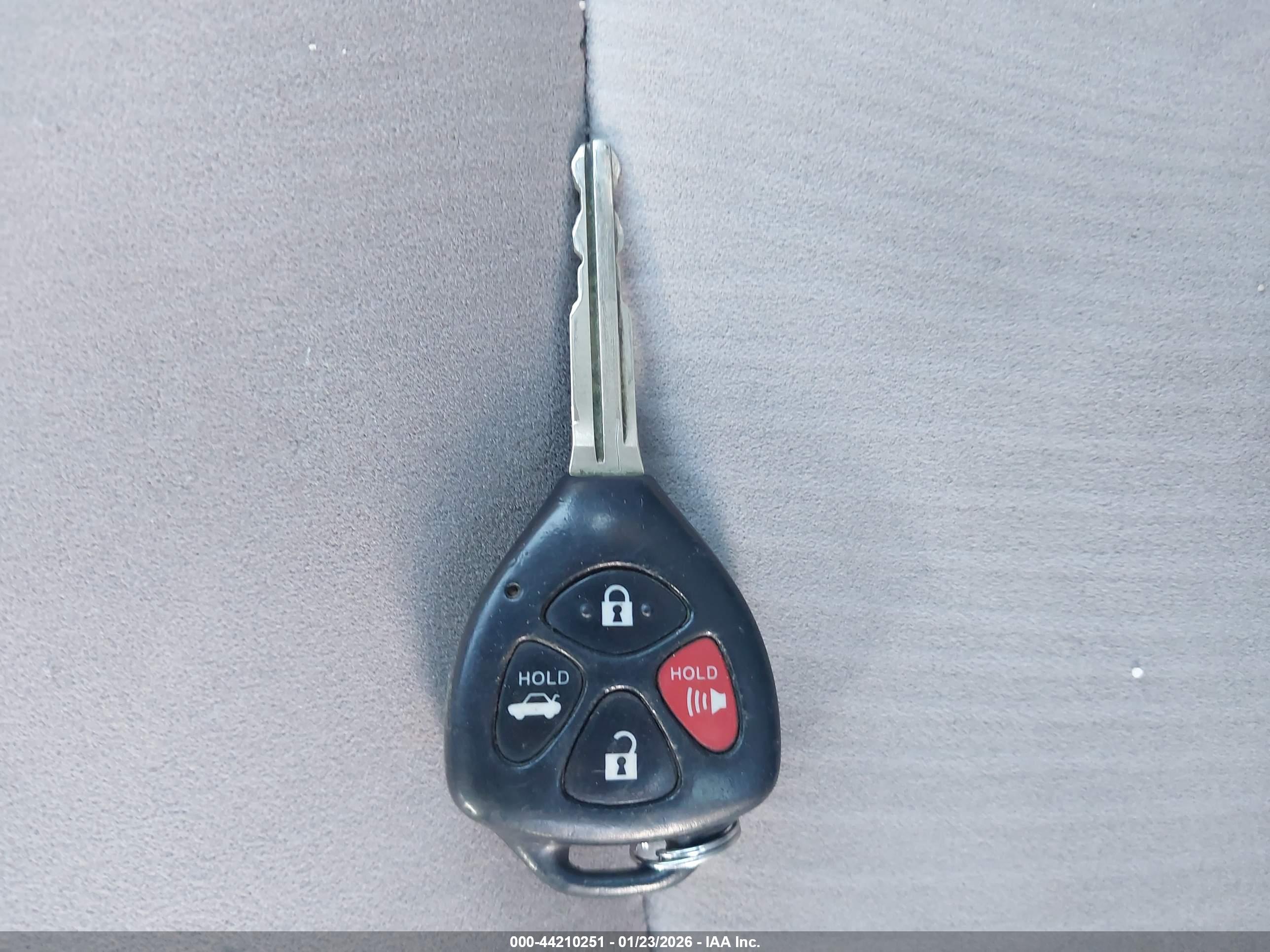 TOYOTA COROLLA image 11