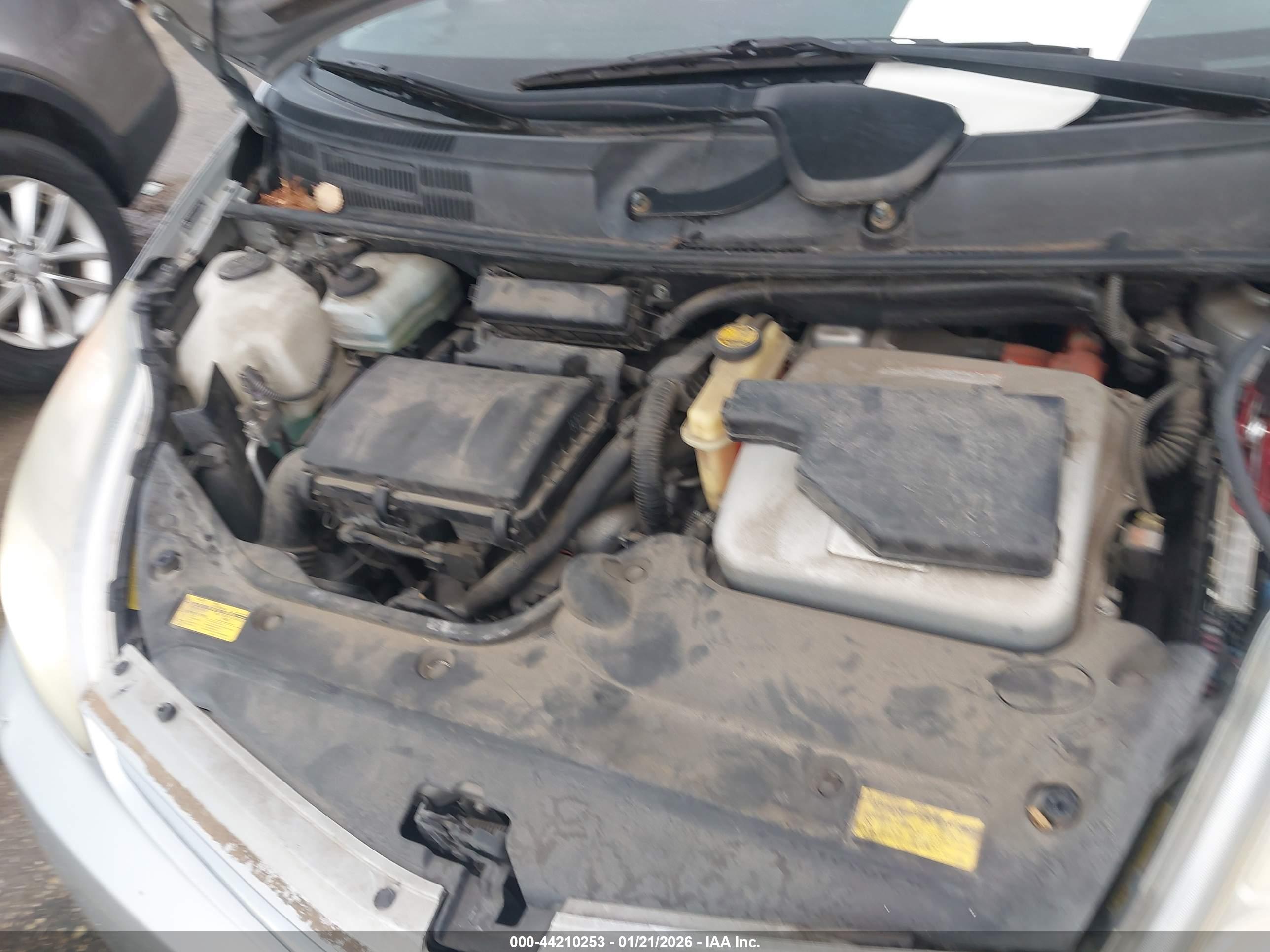 TOYOTA PRIUS image 10