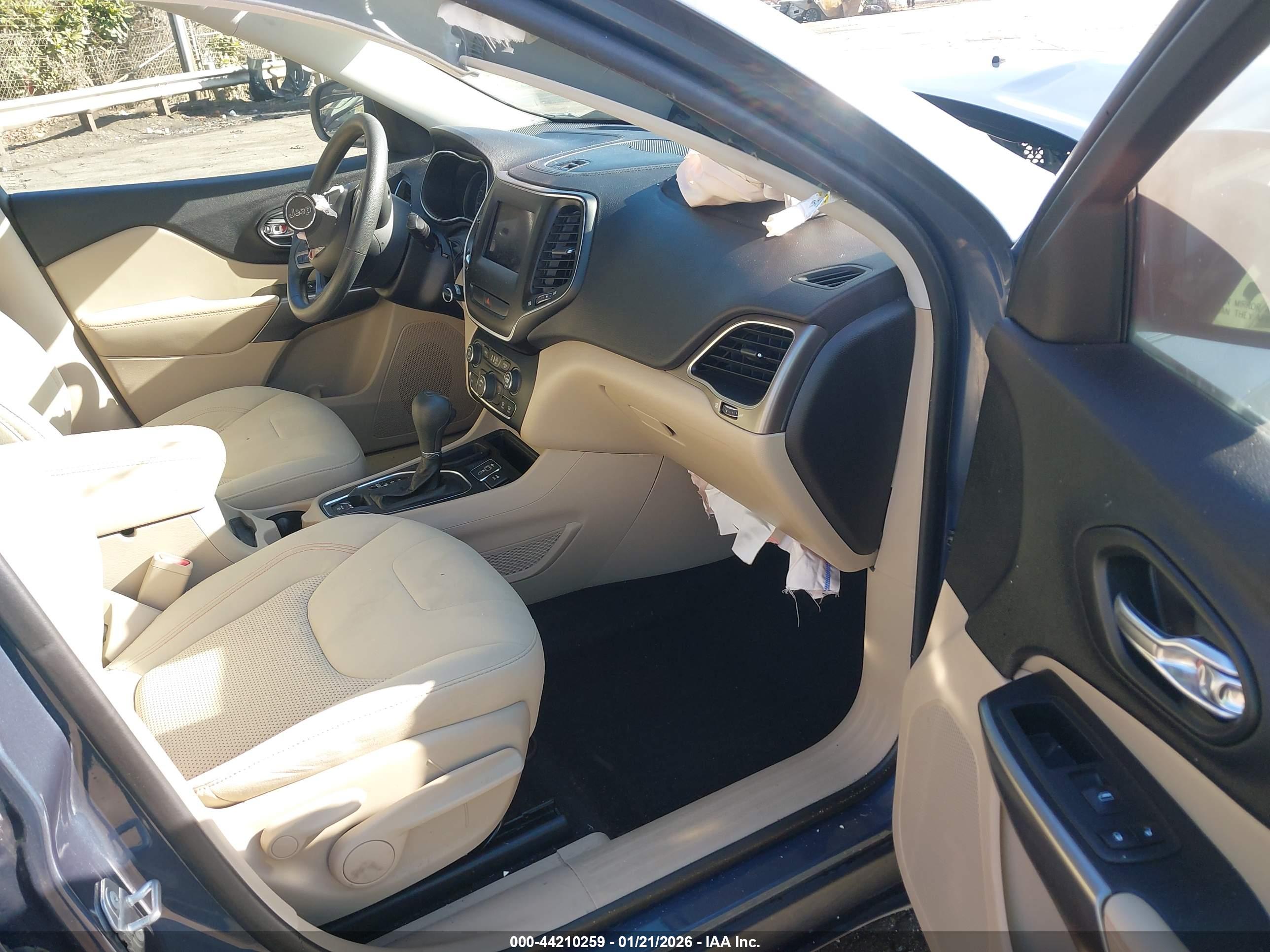 JEEP CHEROKEE image 5