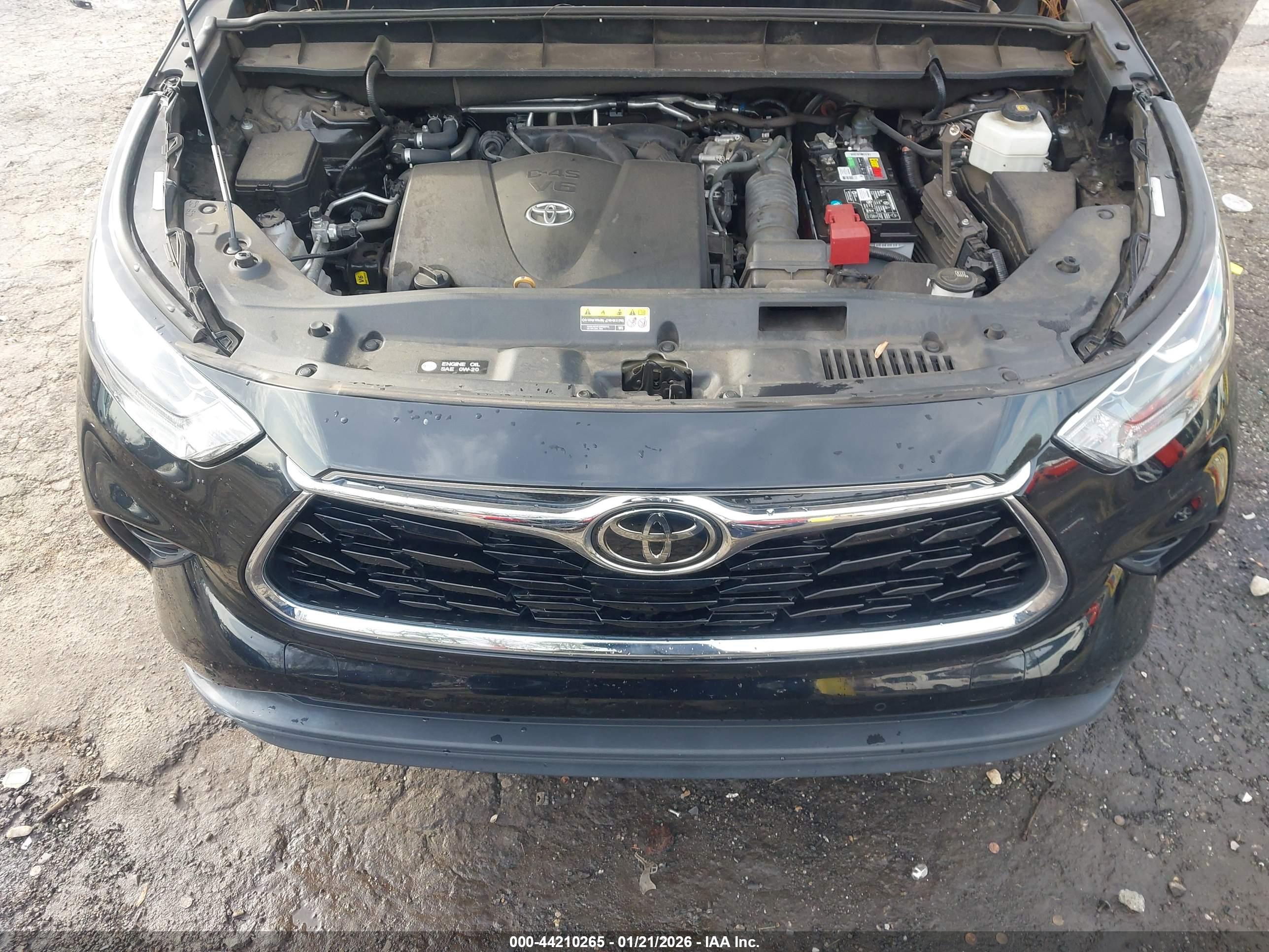 TOYOTA HIGHLANDER image 10