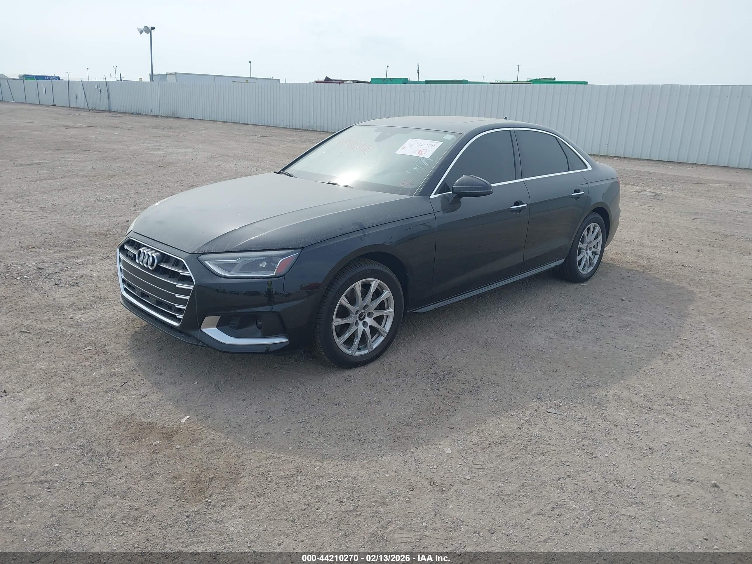 AUDI A4 image 2