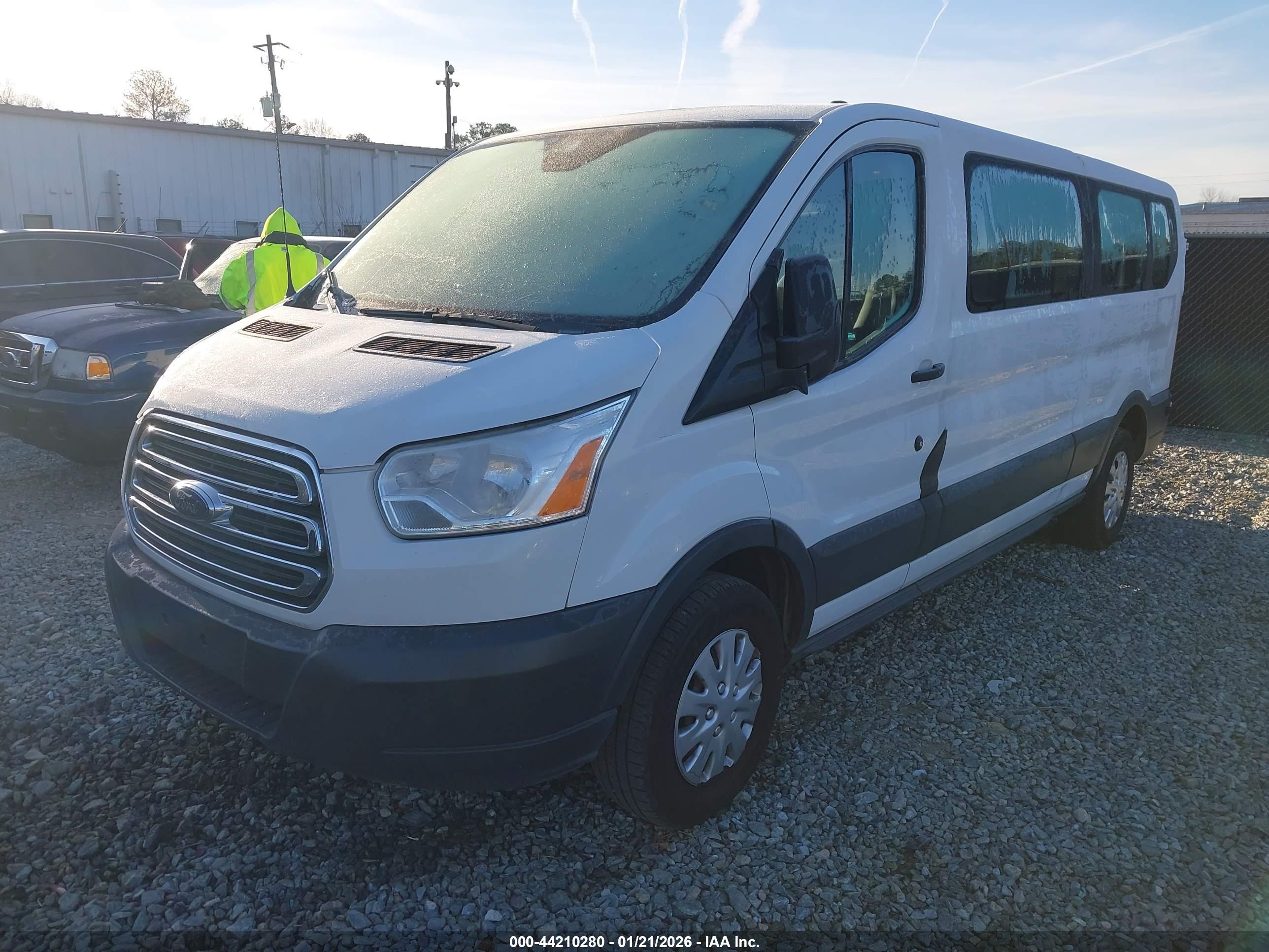 FORD TRANSIT-350 image 2
