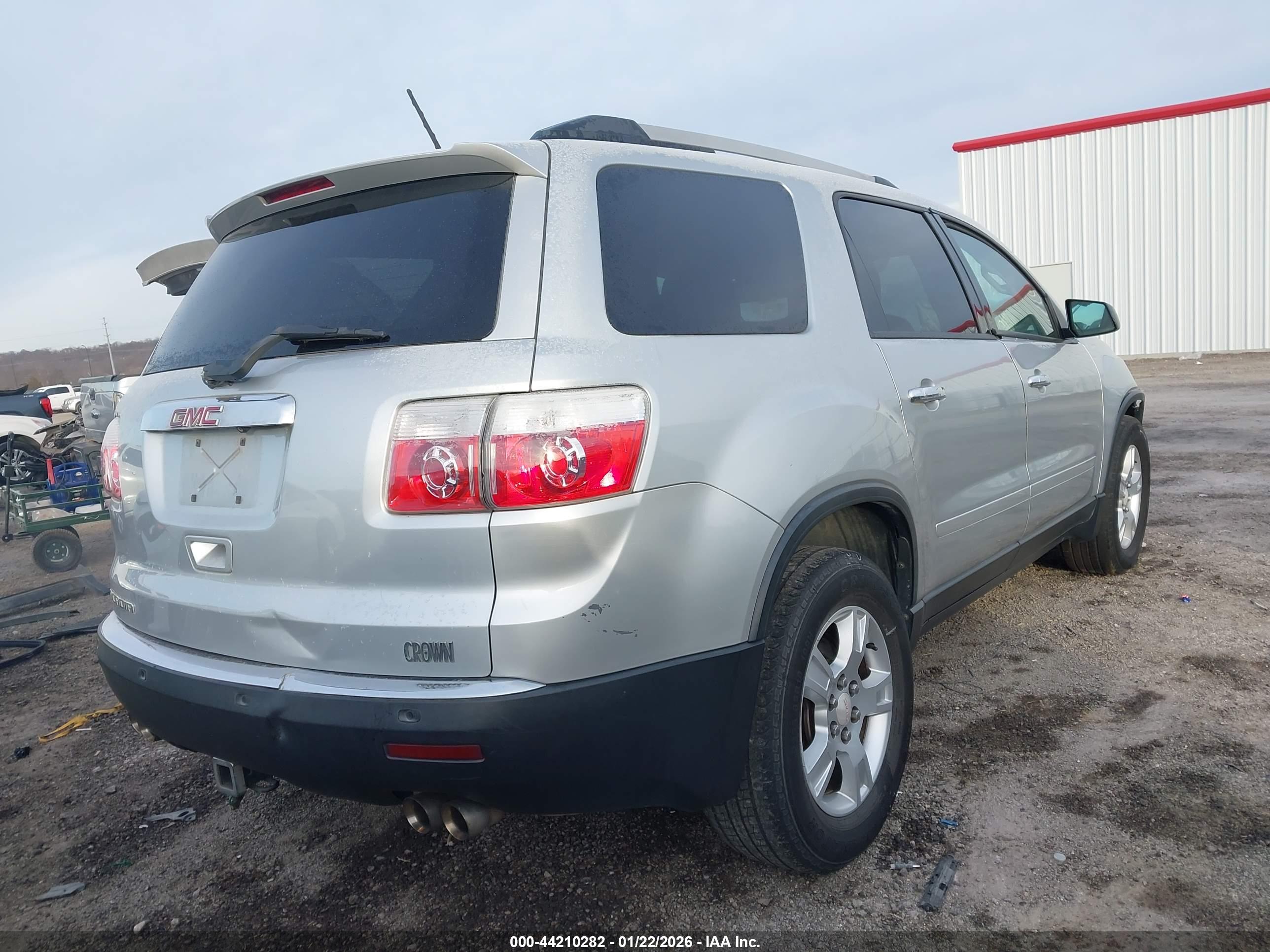 GMC ACADIA image 4