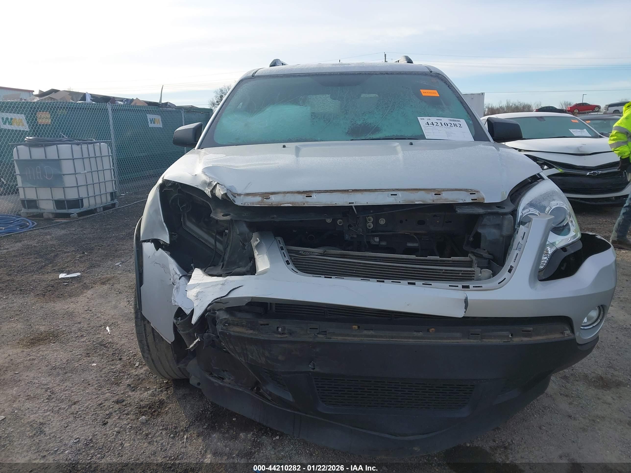 GMC ACADIA image 6