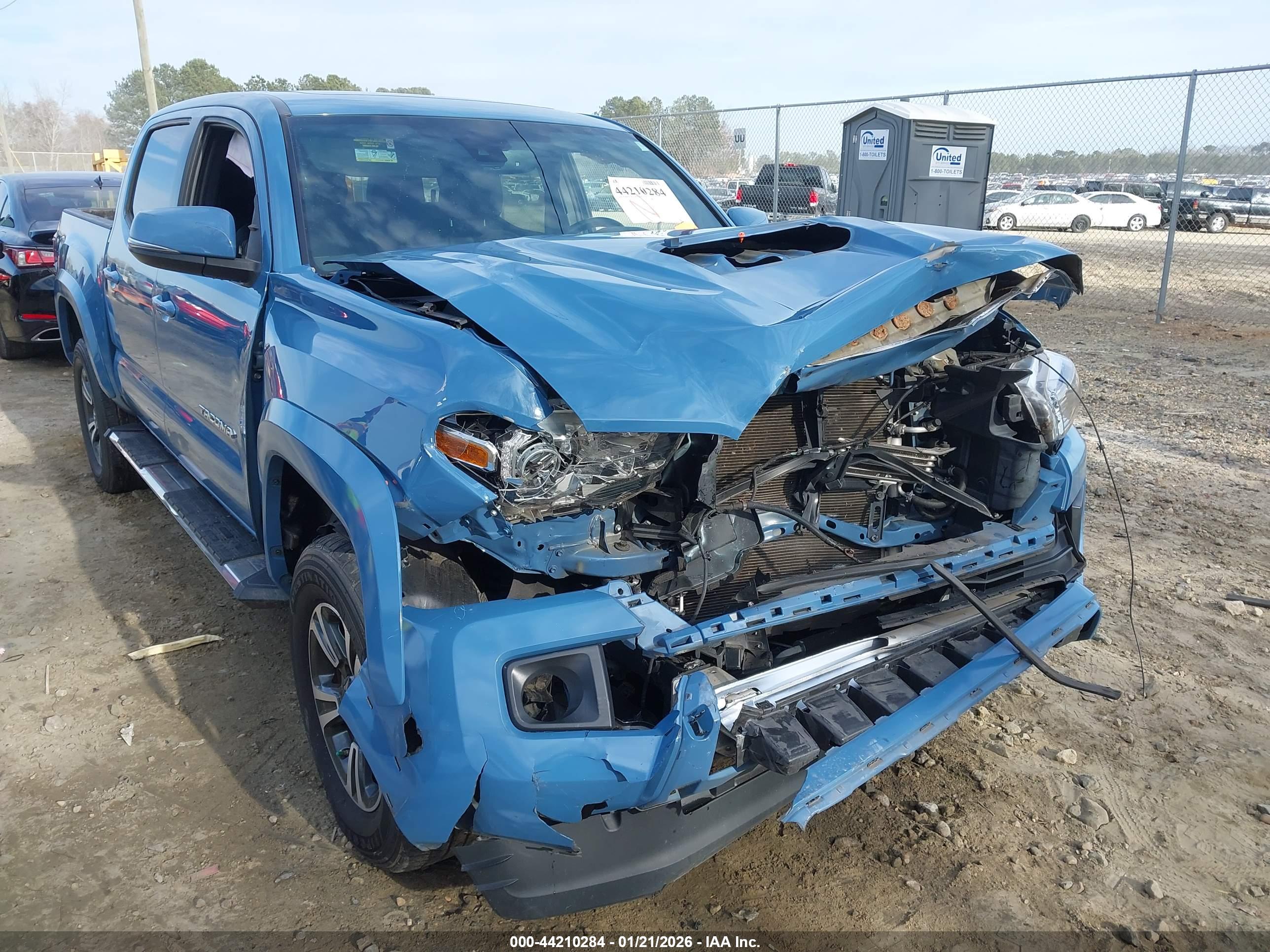 TOYOTA TACOMA image 6