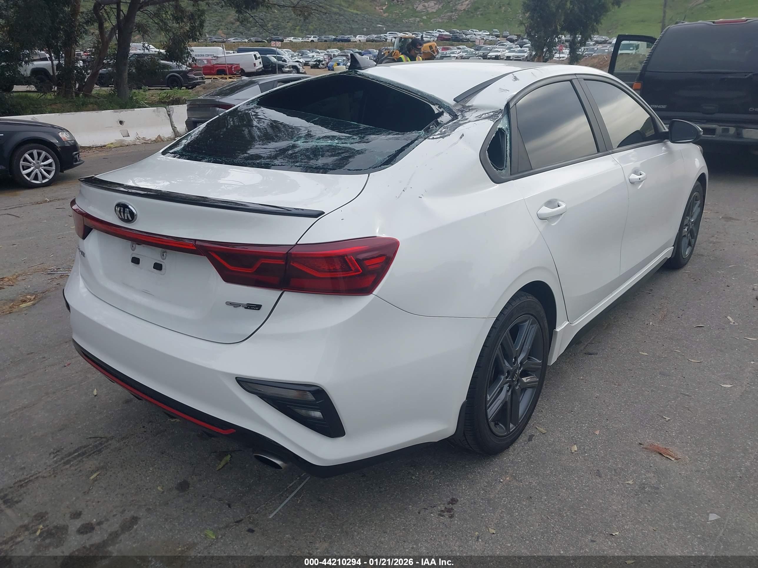 KIA FORTE image 4