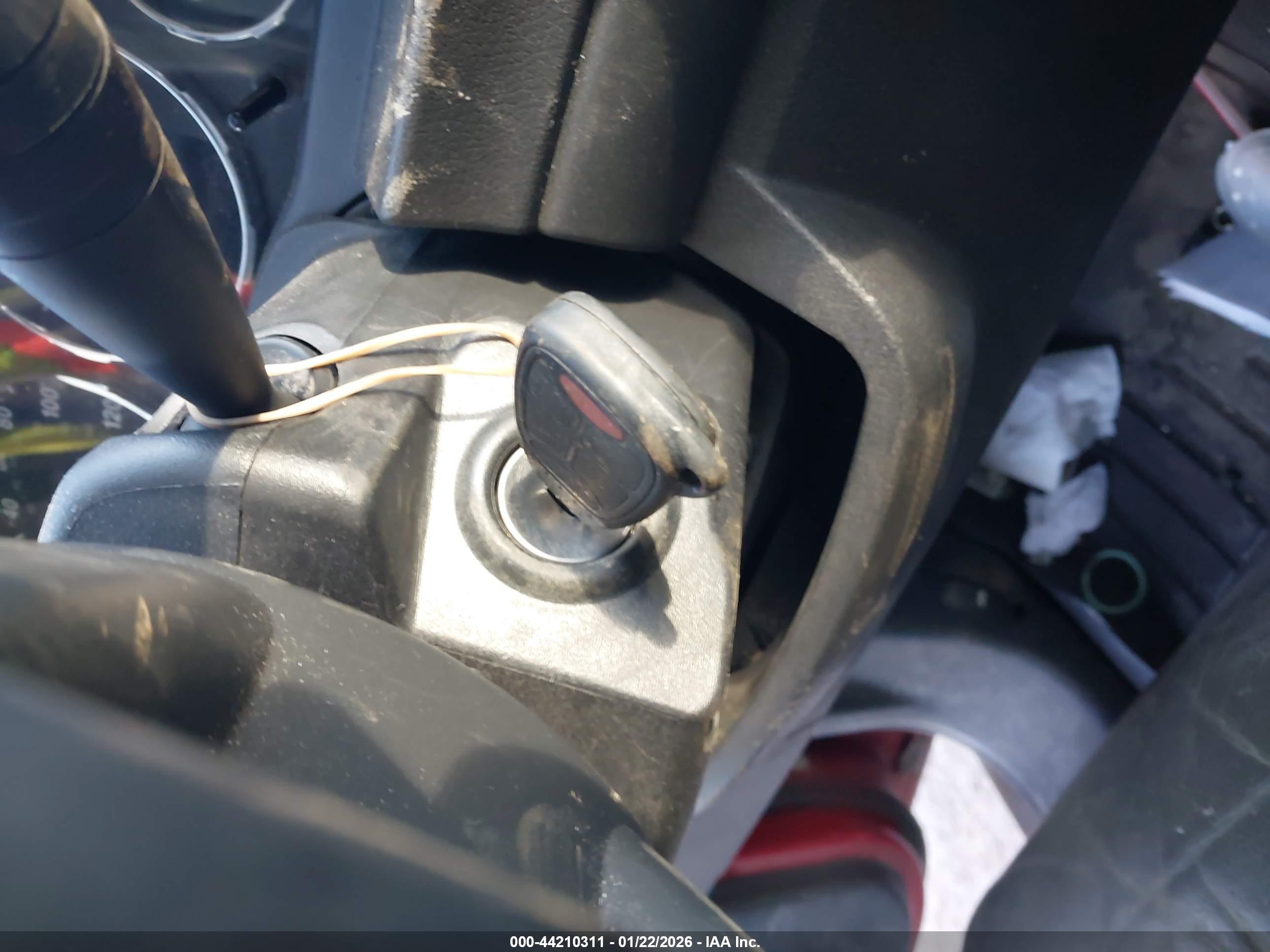 JEEP LIBERTY image 11