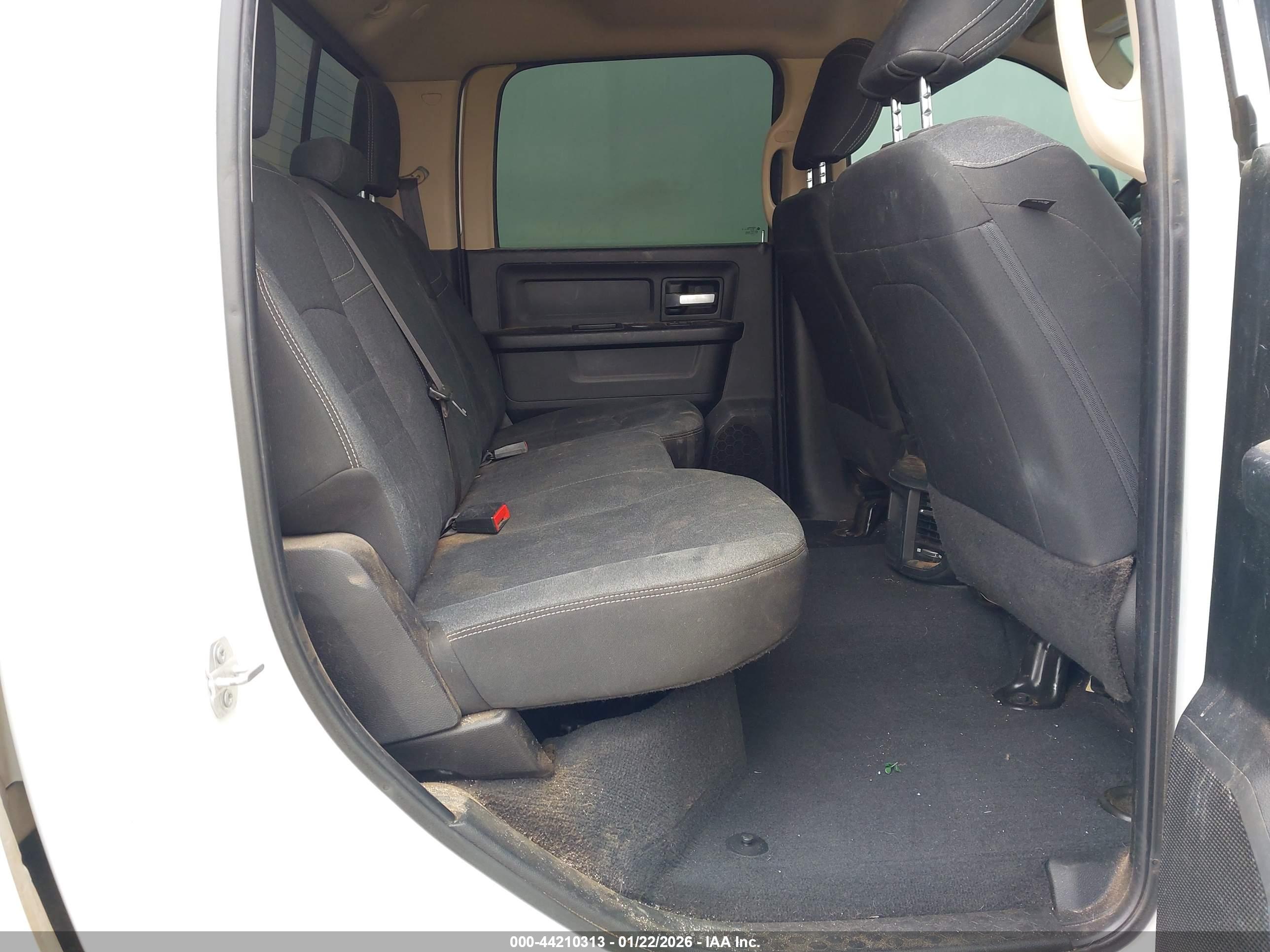 RAM 2500 image 8