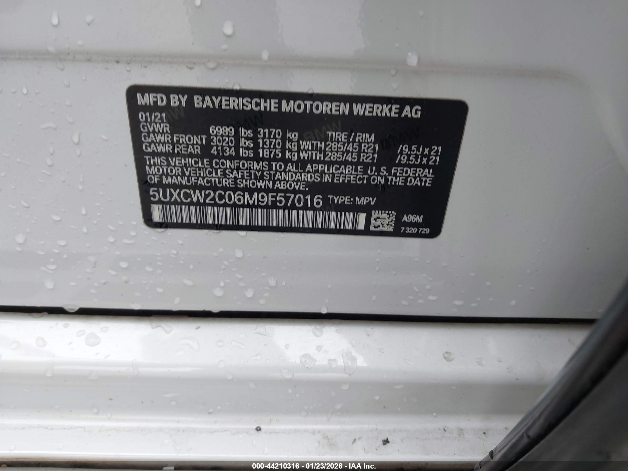 BMW X7 image 9