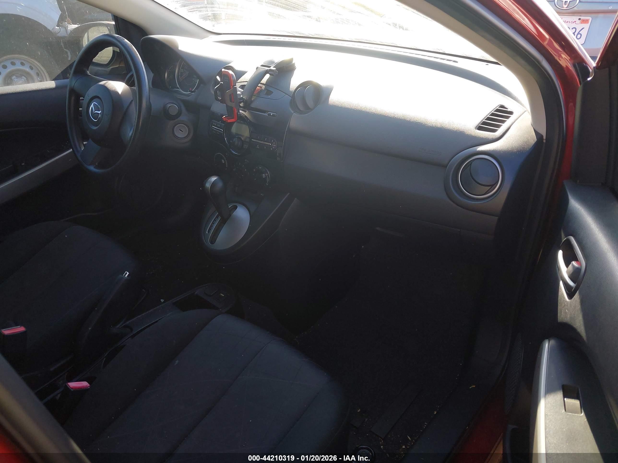 MAZDA MAZDA2 image 5