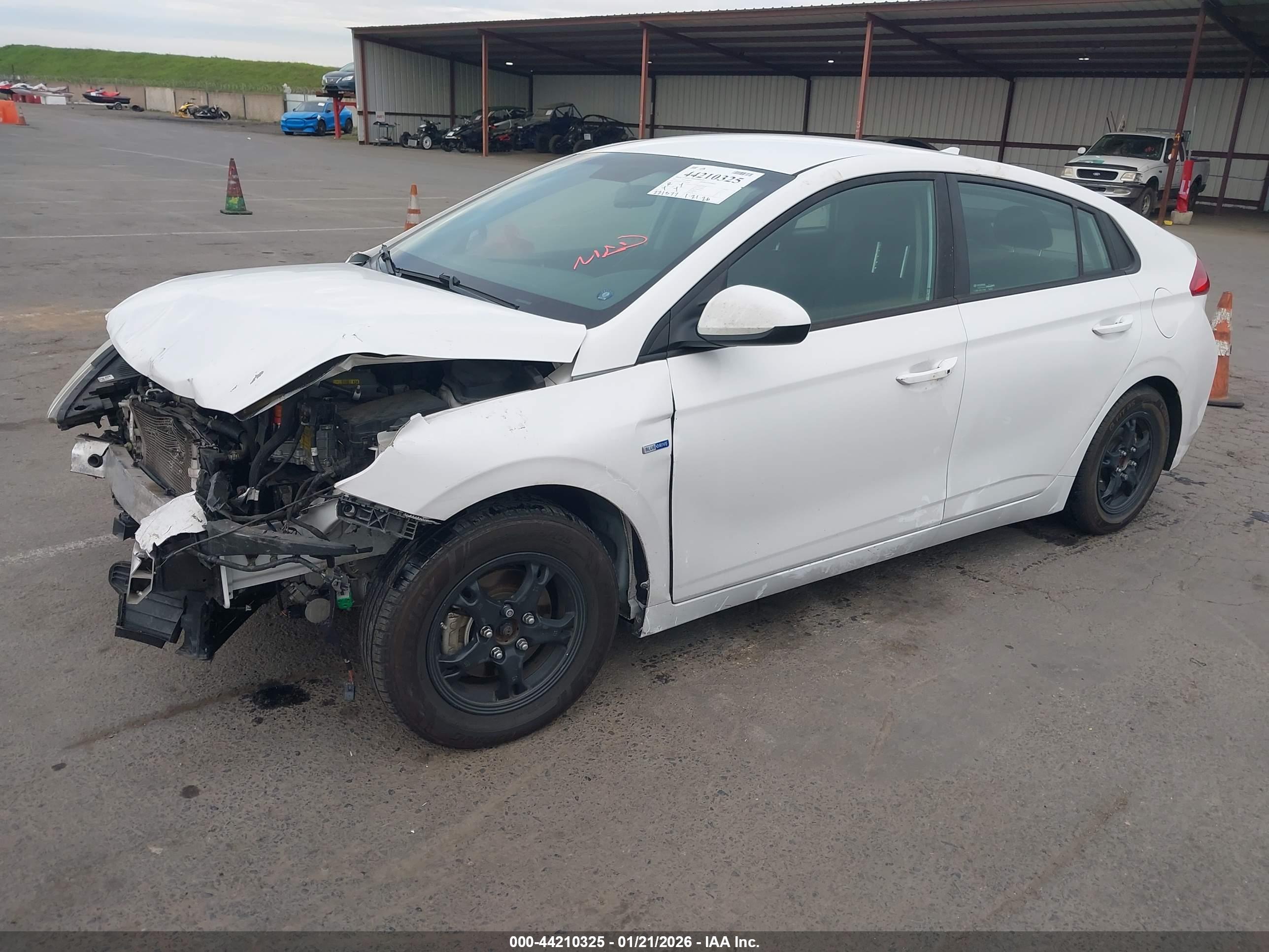 HYUNDAI IONIQ image 2