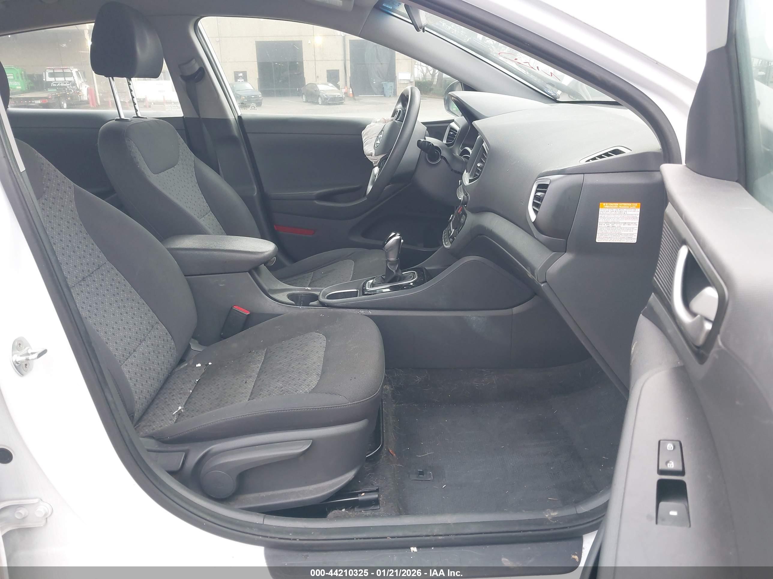 HYUNDAI IONIQ image 5