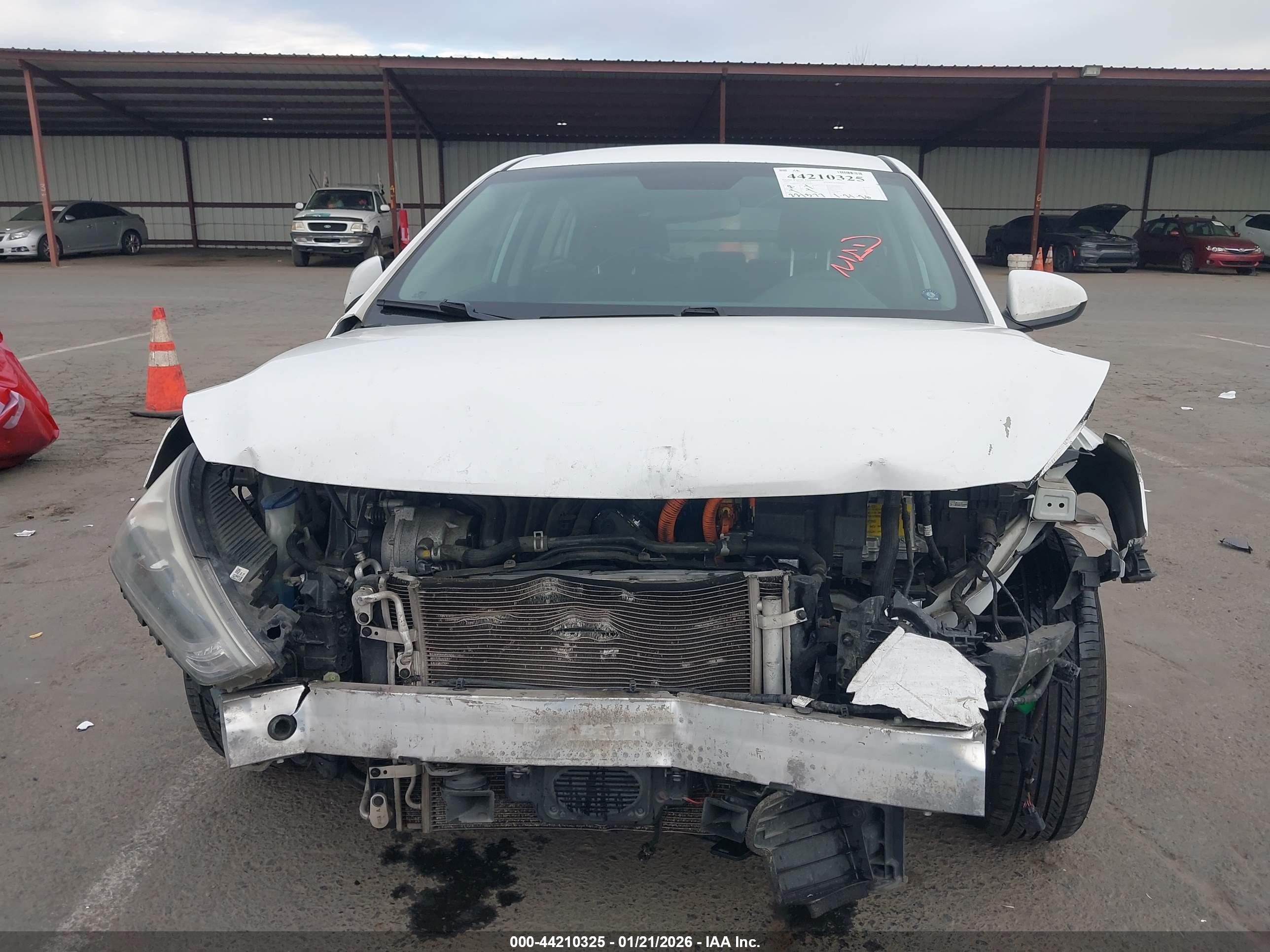 HYUNDAI IONIQ image 6