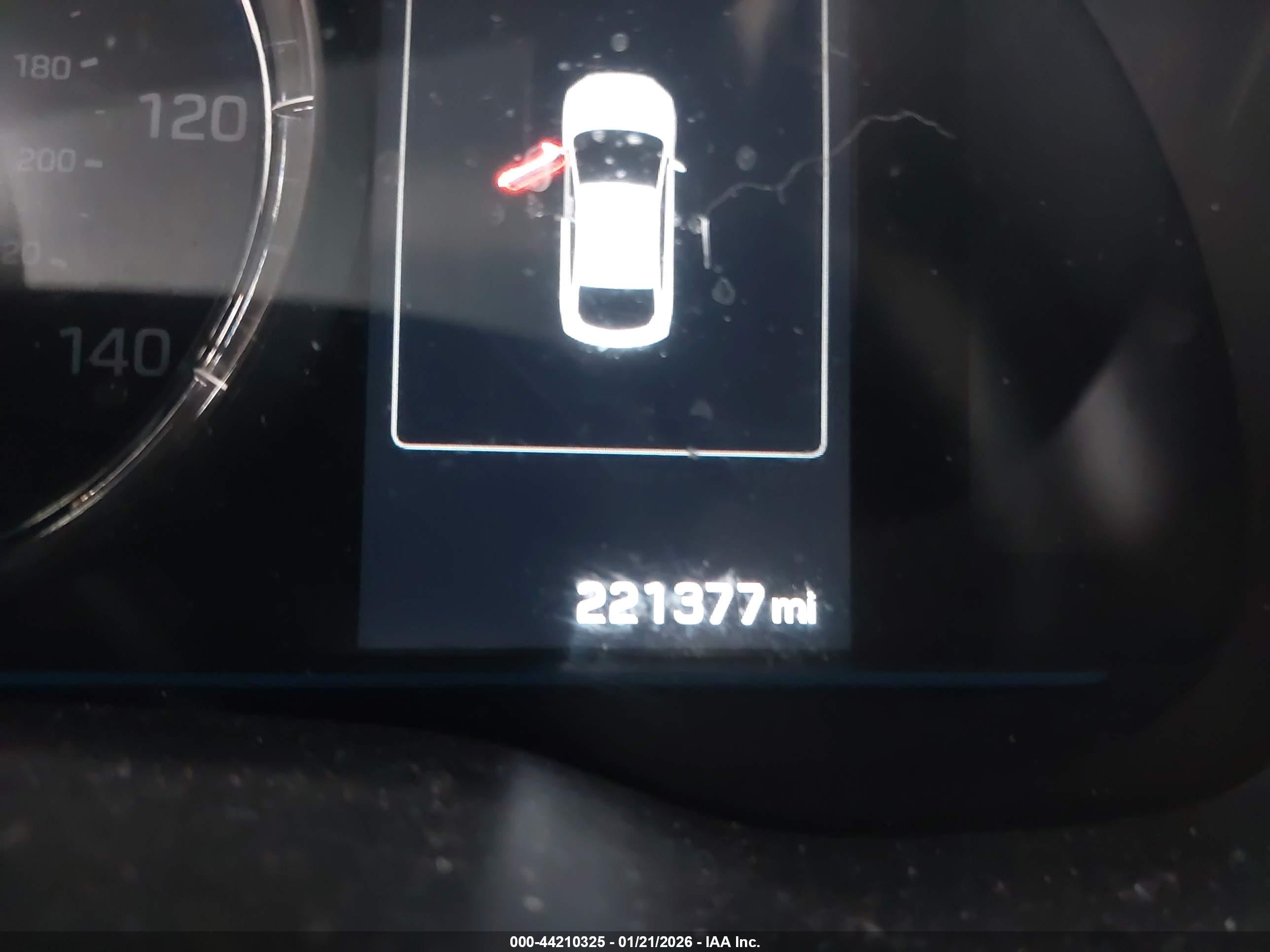 HYUNDAI IONIQ image 7
