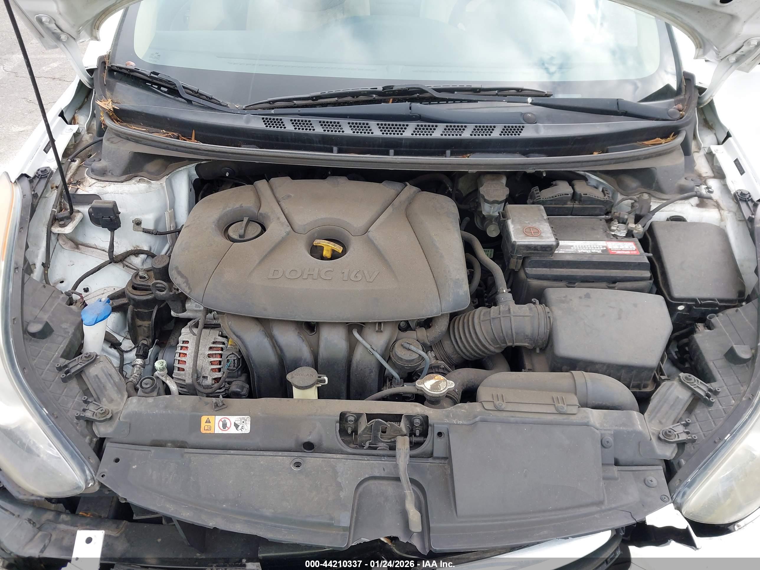 HYUNDAI ELANTRA image 10