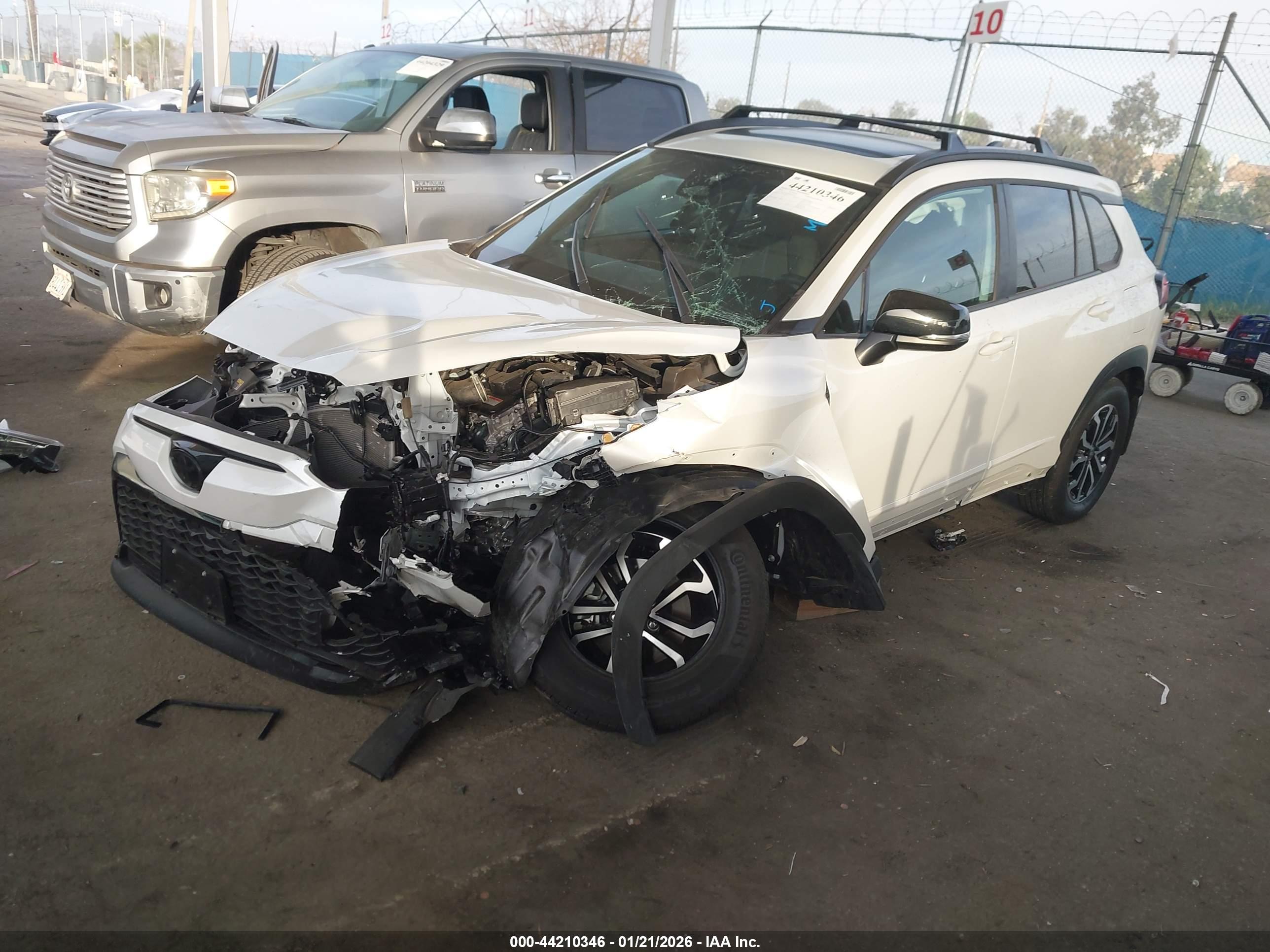 TOYOTA COROLLA image 2