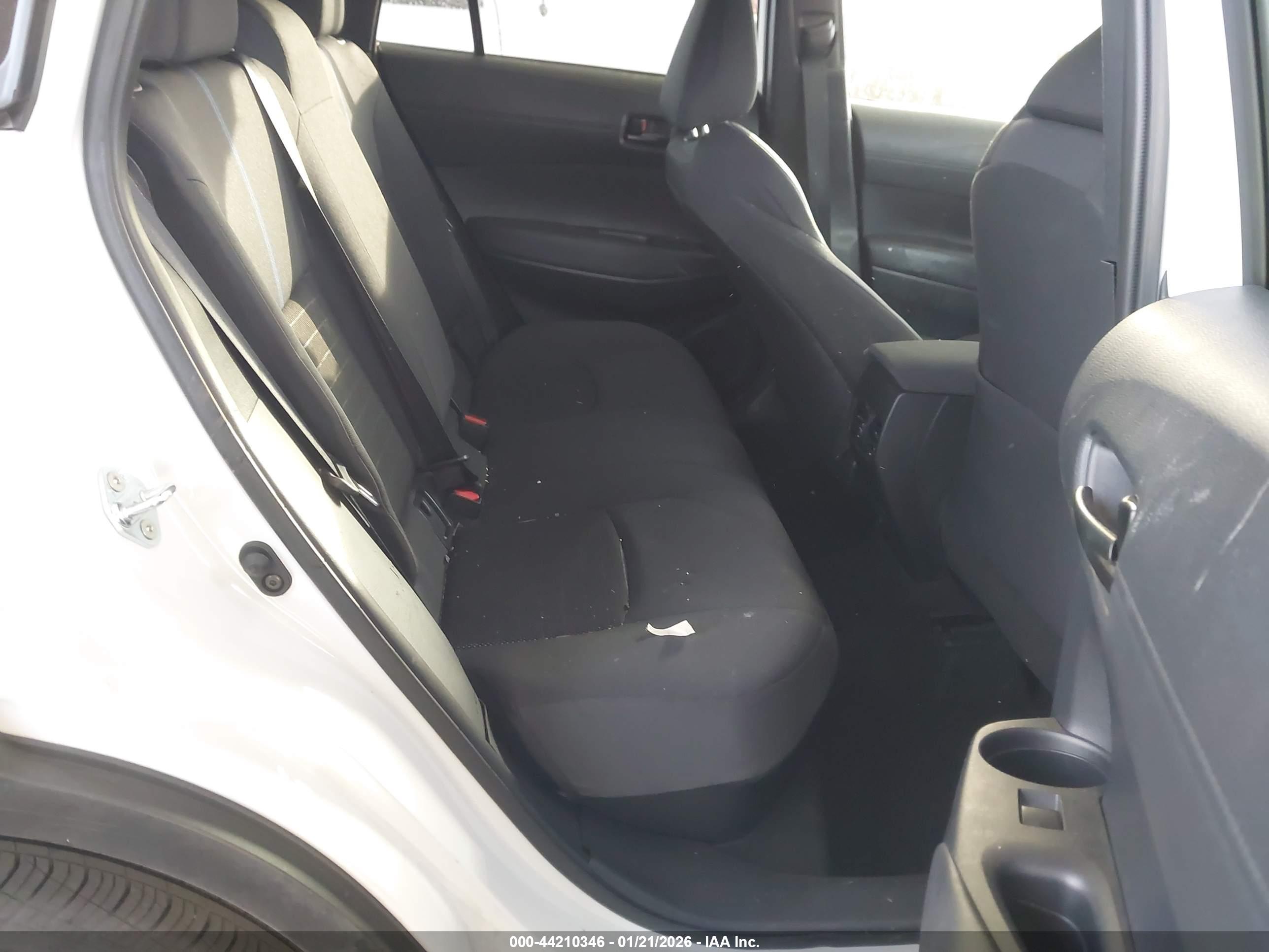 TOYOTA COROLLA image 8