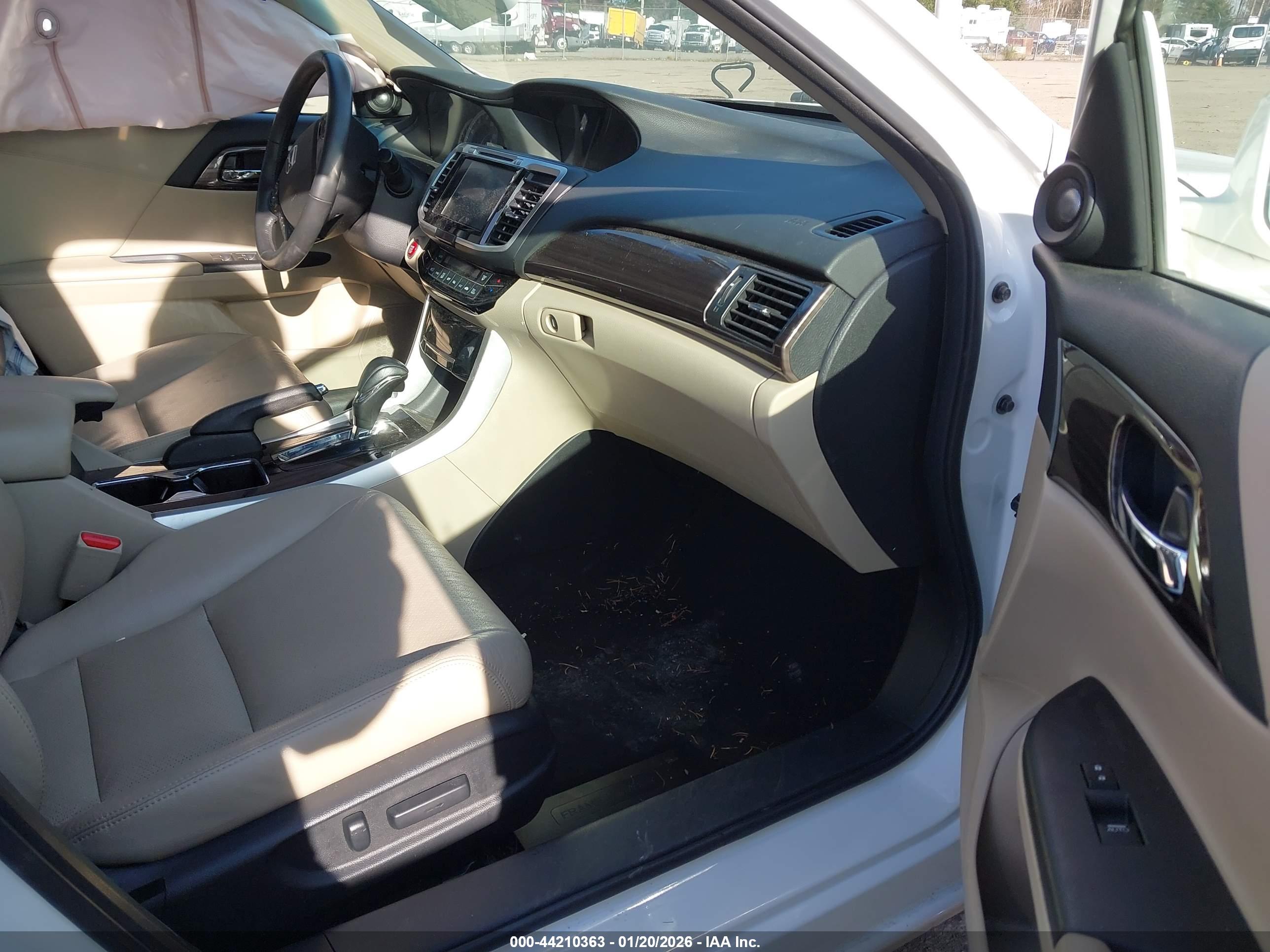 HONDA ACCORD image 5