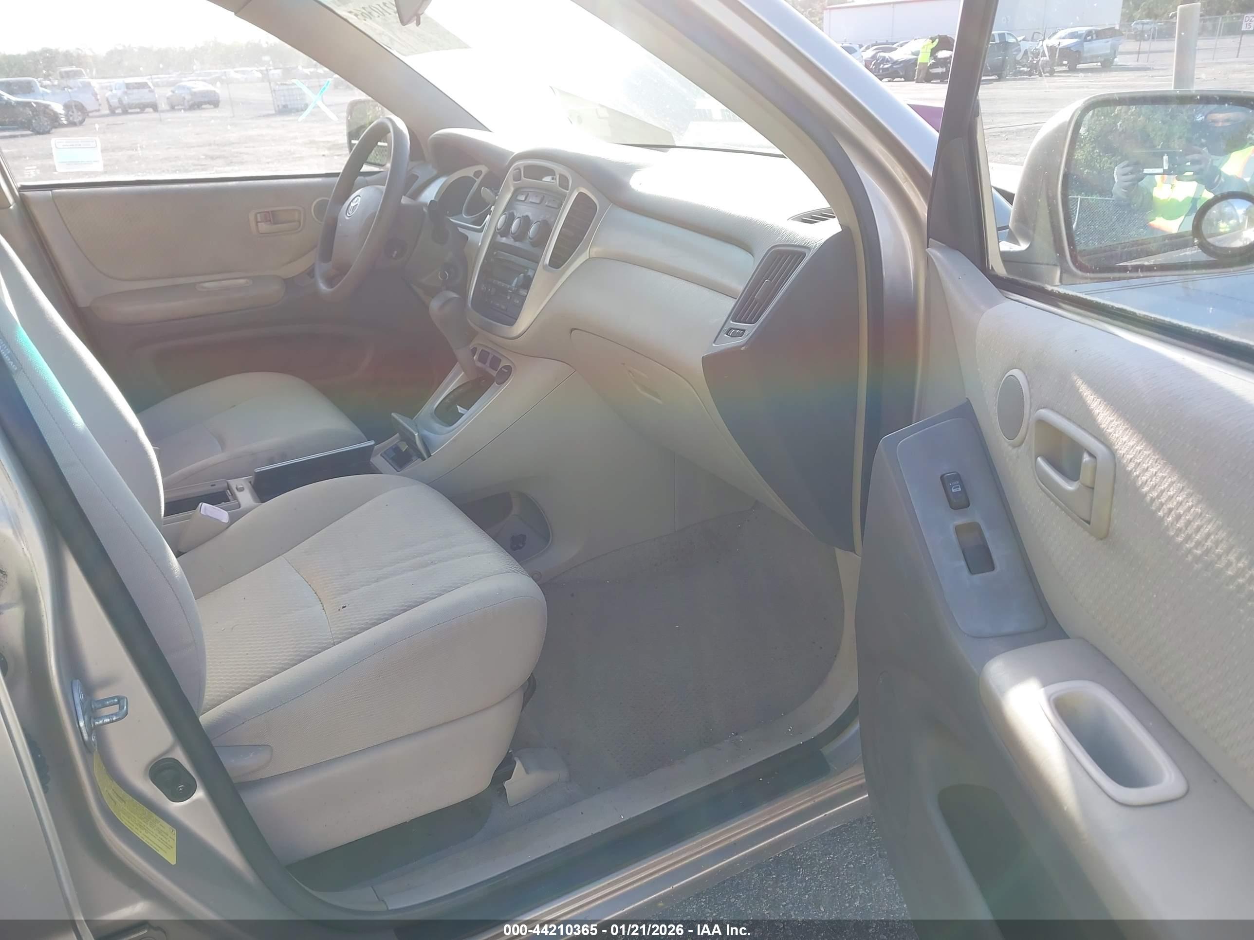 TOYOTA HIGHLANDER image 5