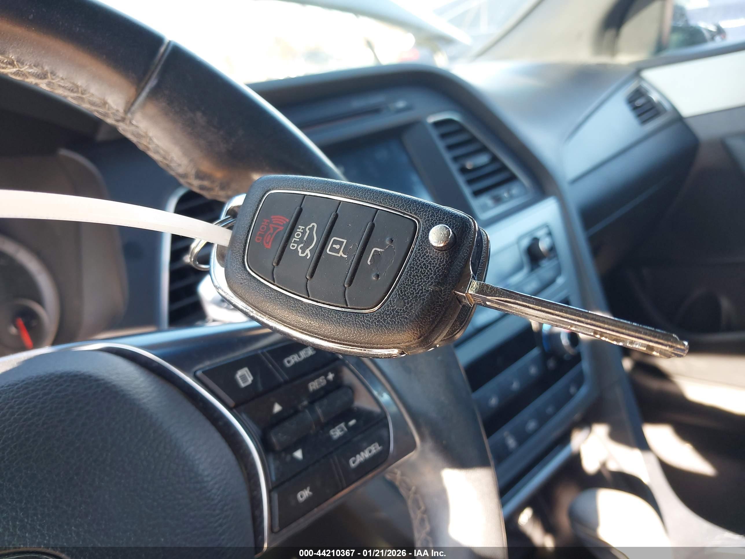 HYUNDAI SONATA image 11