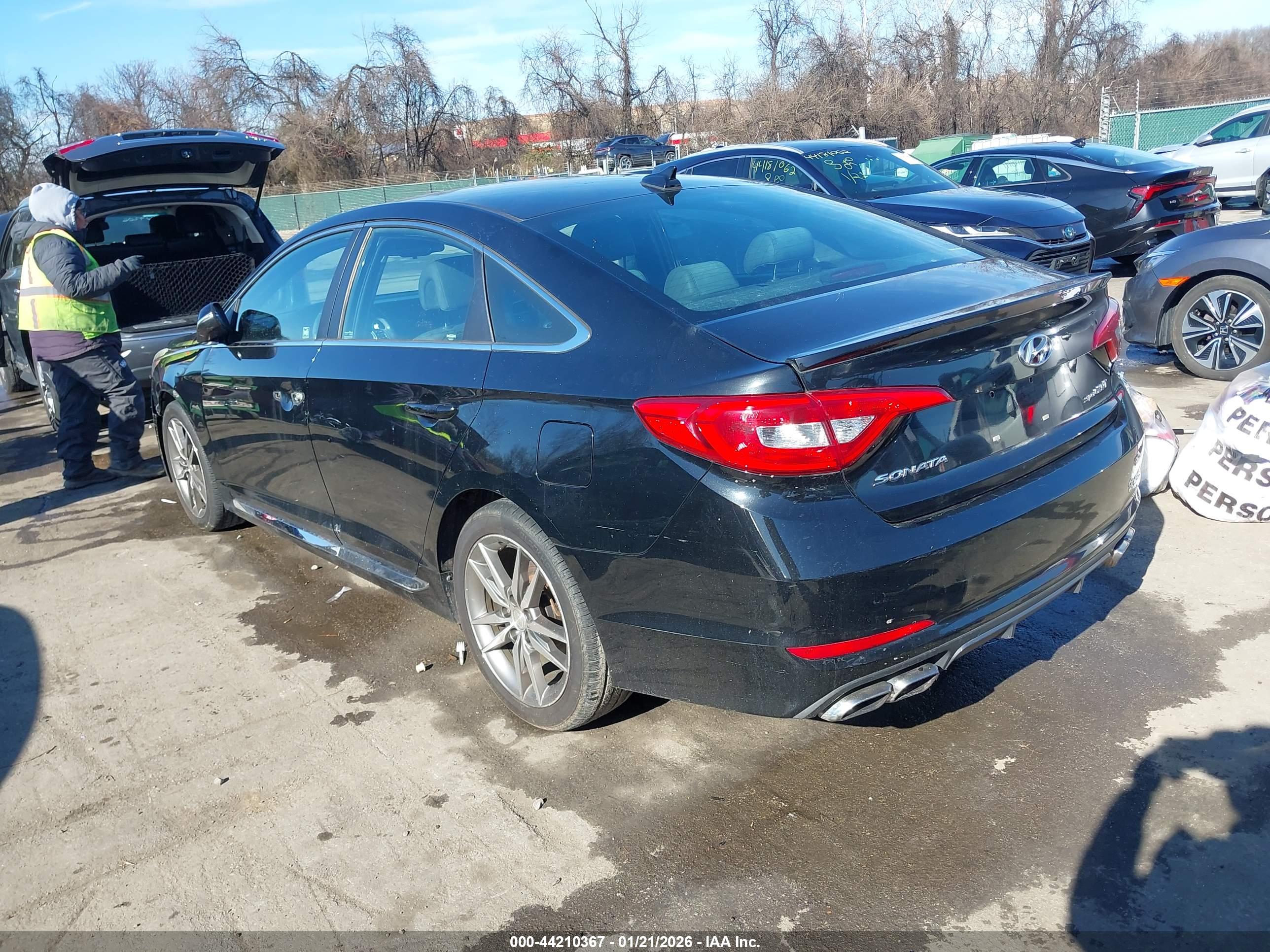 HYUNDAI SONATA image 3