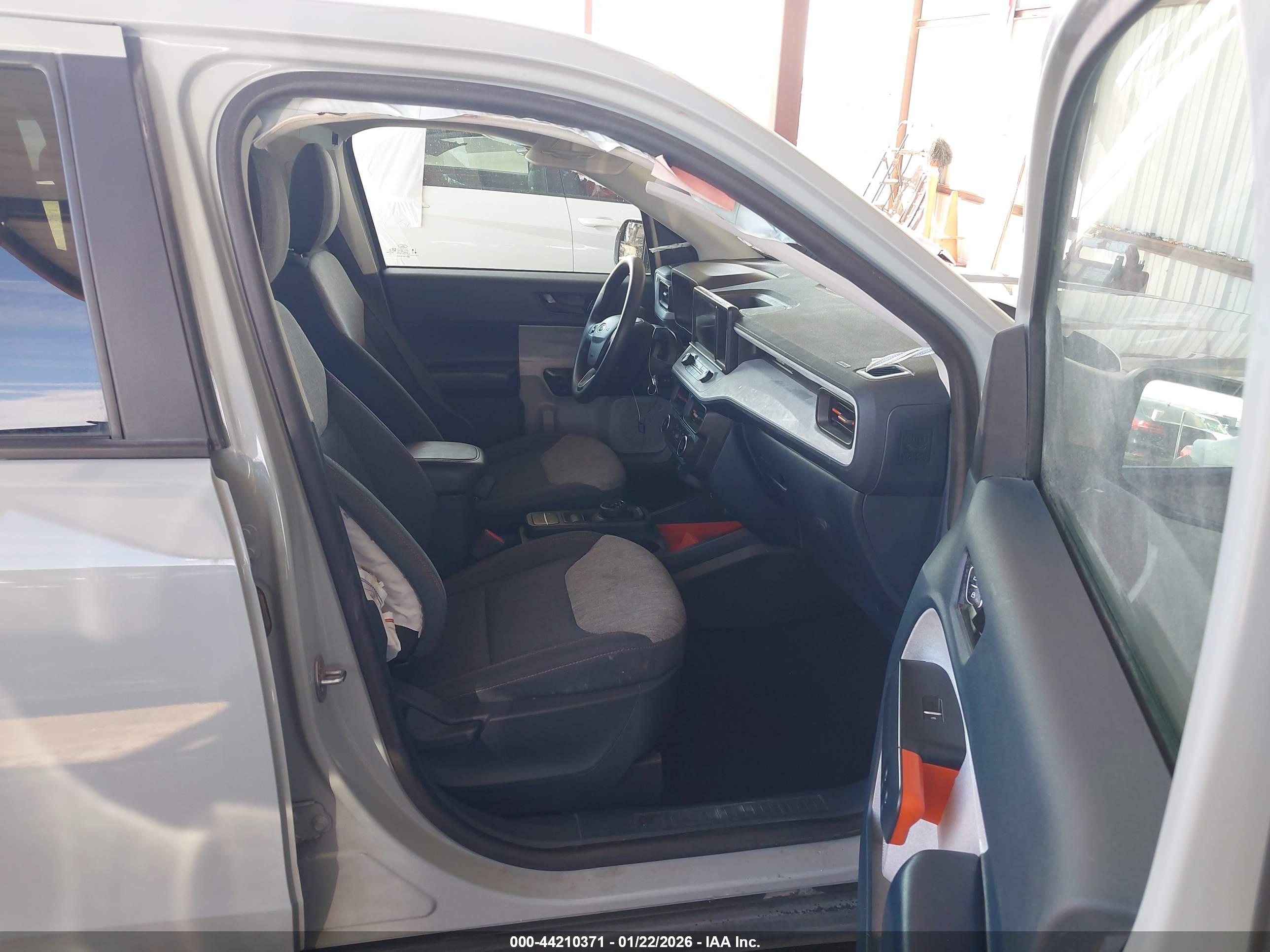 FORD MAVERICK image 5