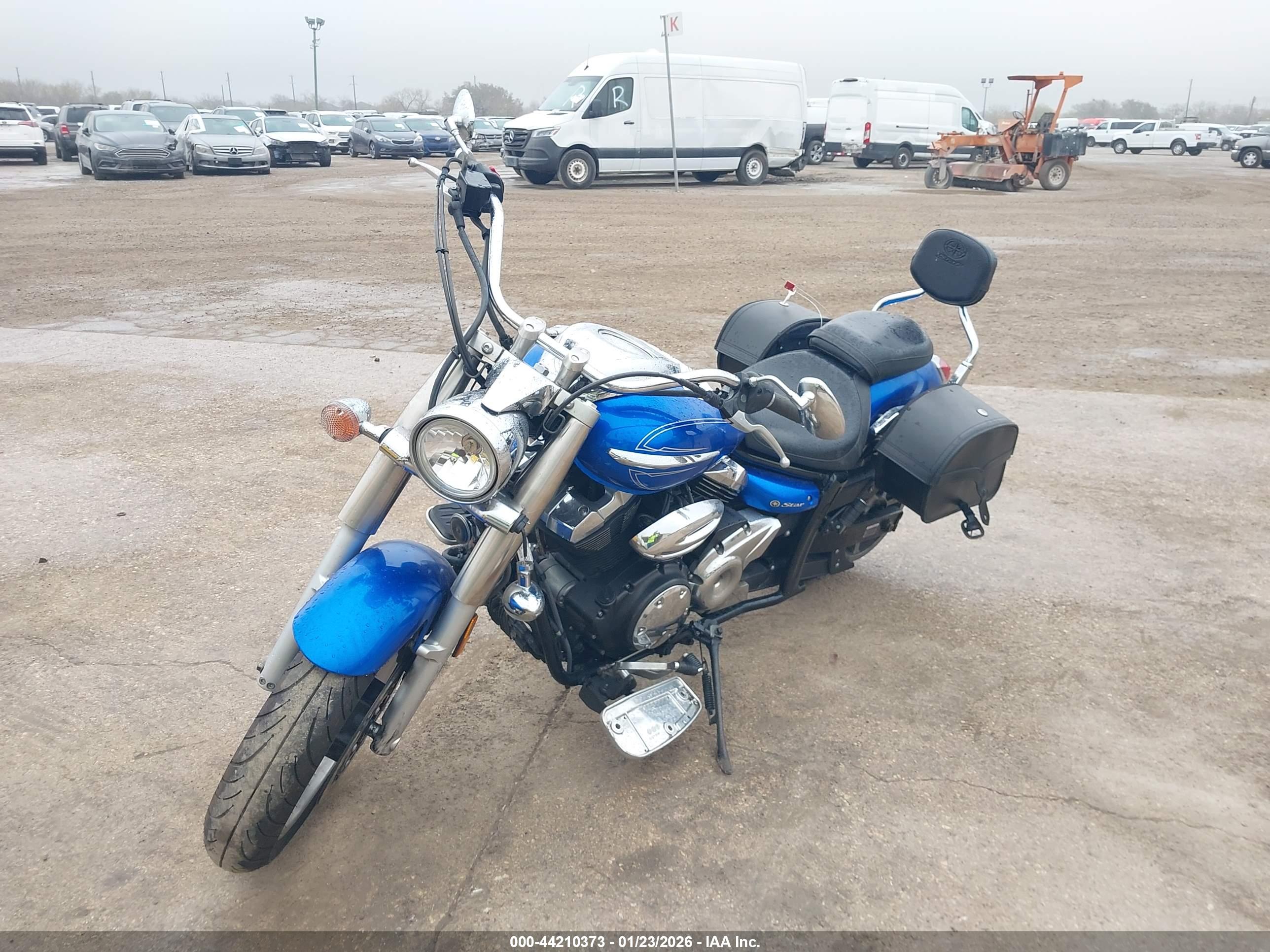 YAMAHA XVS950 image 2