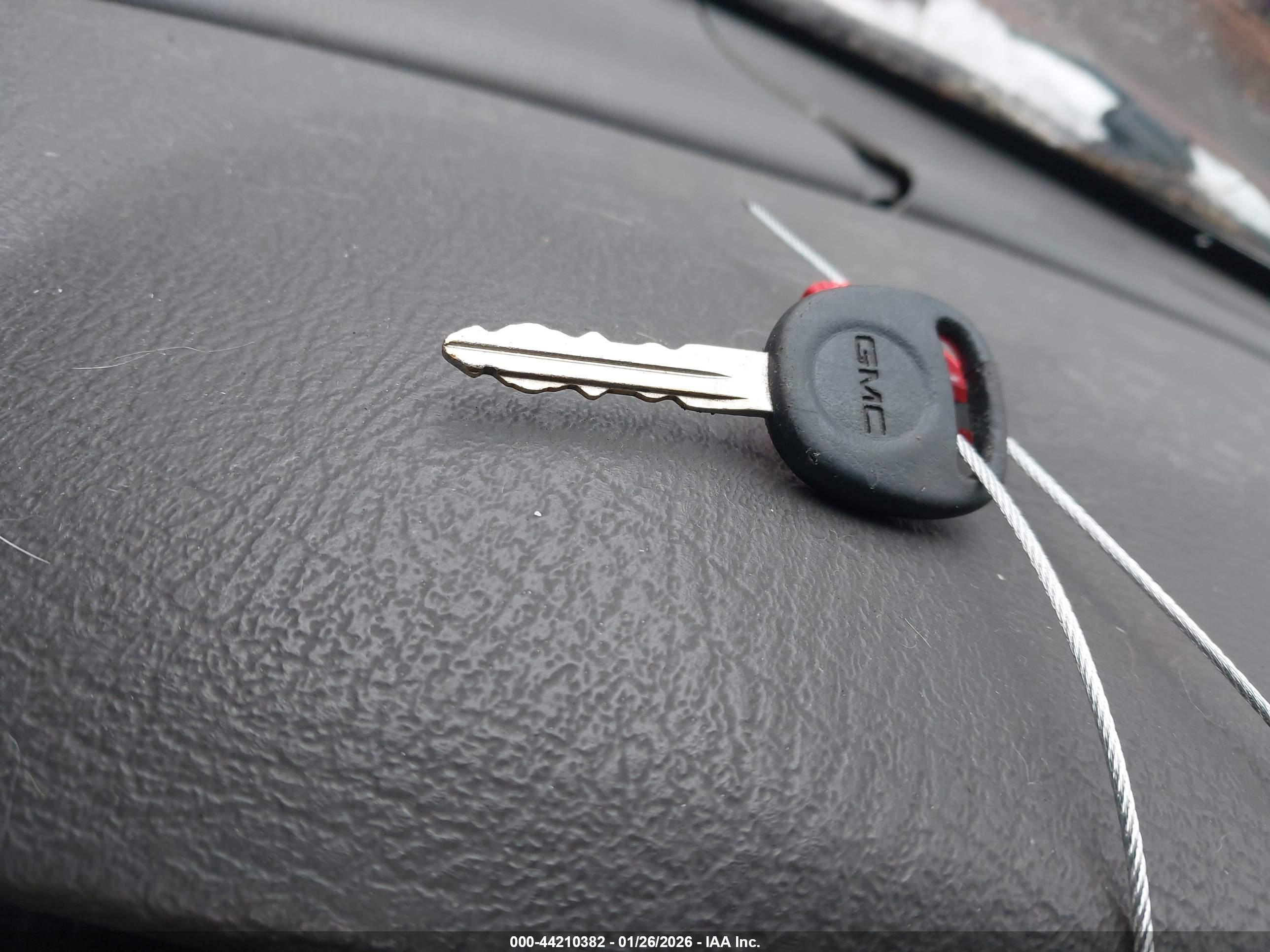 GMC ENVOY image 11