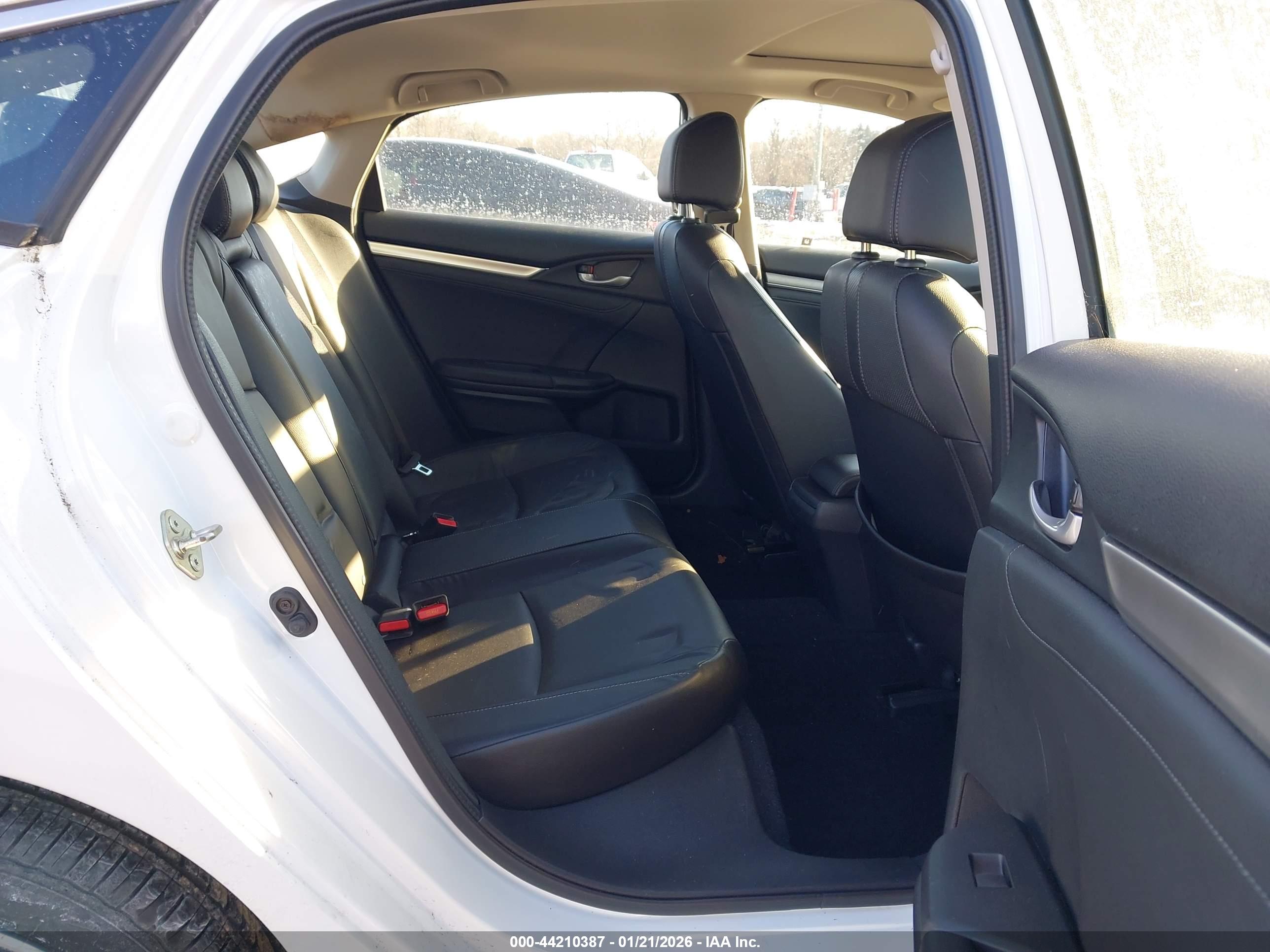 HONDA CIVIC image 8