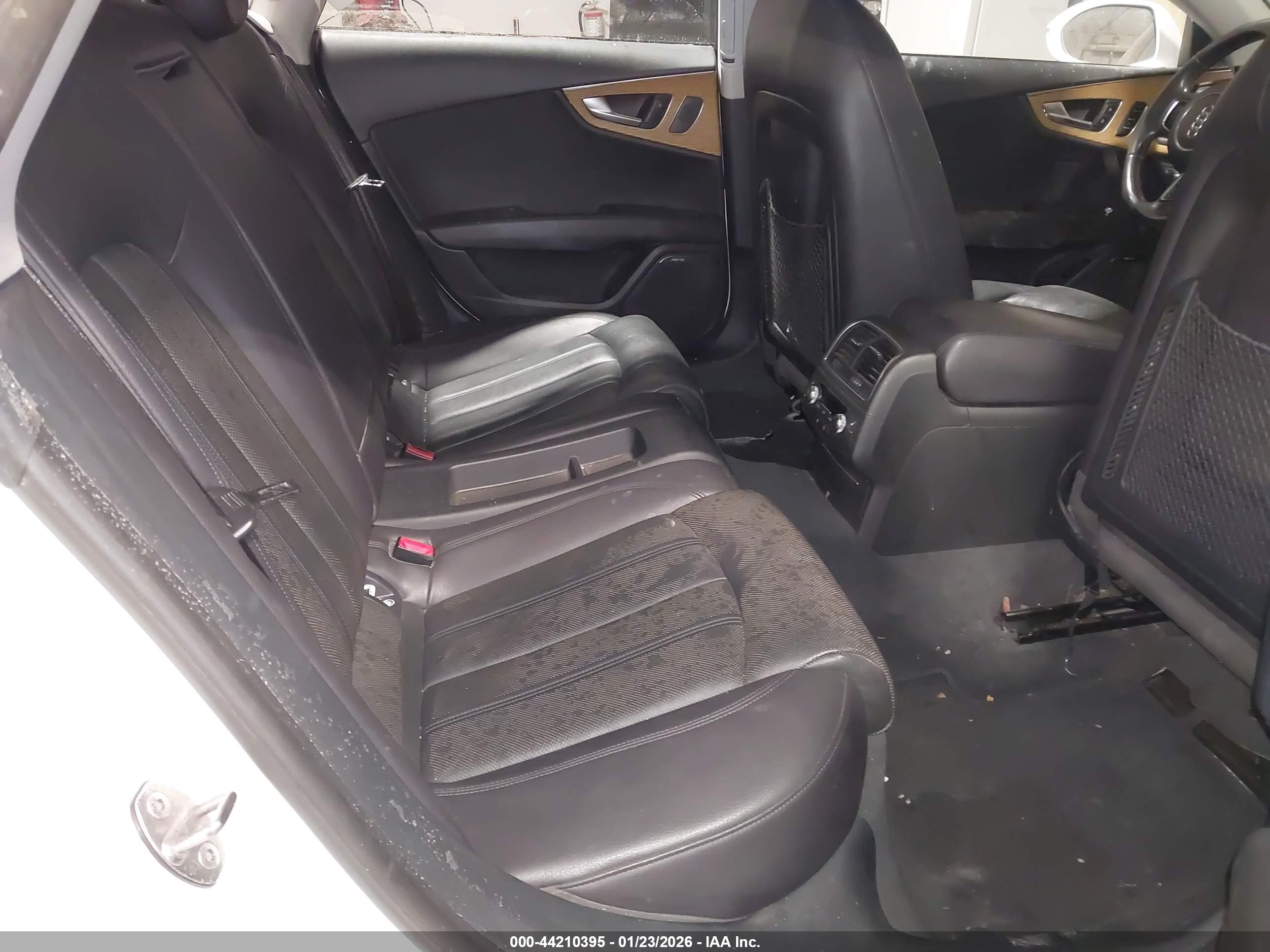 AUDI A7 image 8